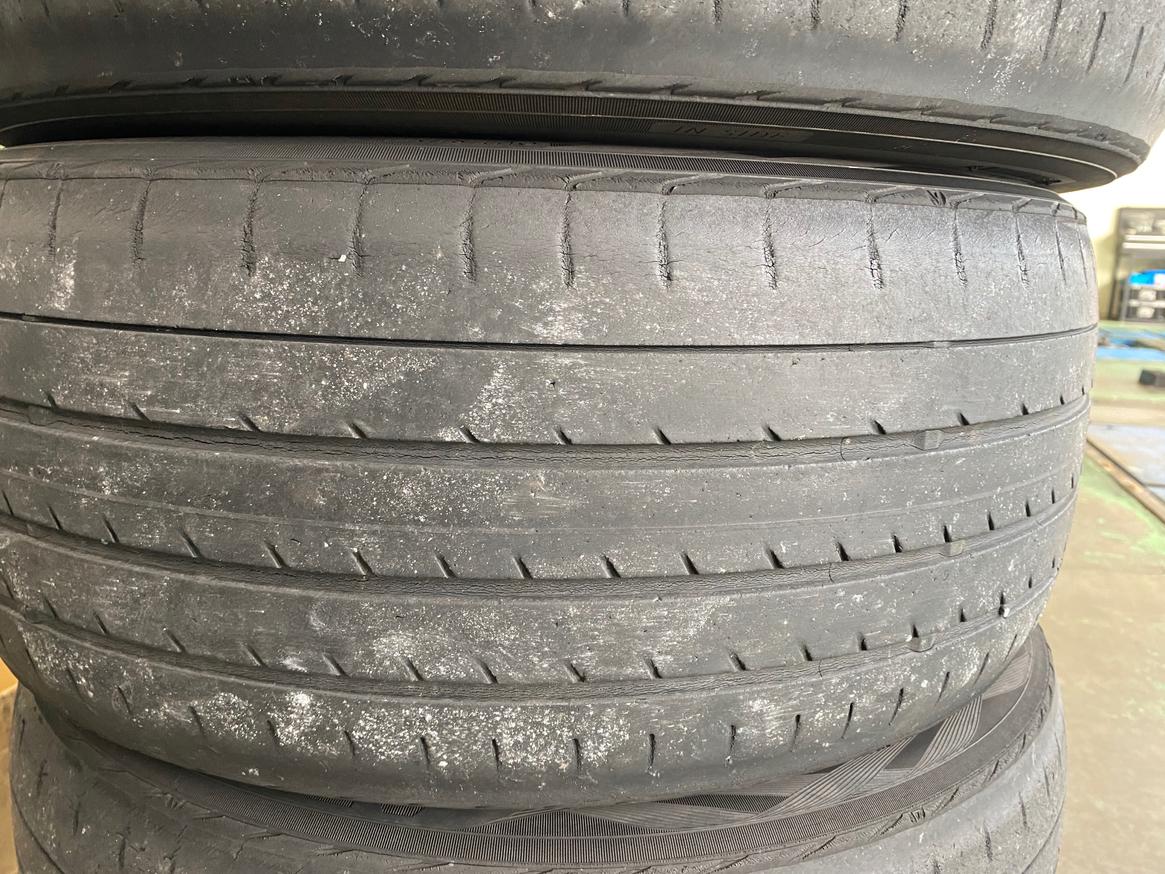 ブリヂストン　タイヤ館下松　タイヤ交換　アルミホイール　オイル交換　バッテリー交換　ワイパー交換　エアコンフィルター交換　アライメント調整　国産車　輸入車　下松市　周南市　徳山　柳井　熊毛　光　玖珂　周東　履き替え　付け替え　脱着