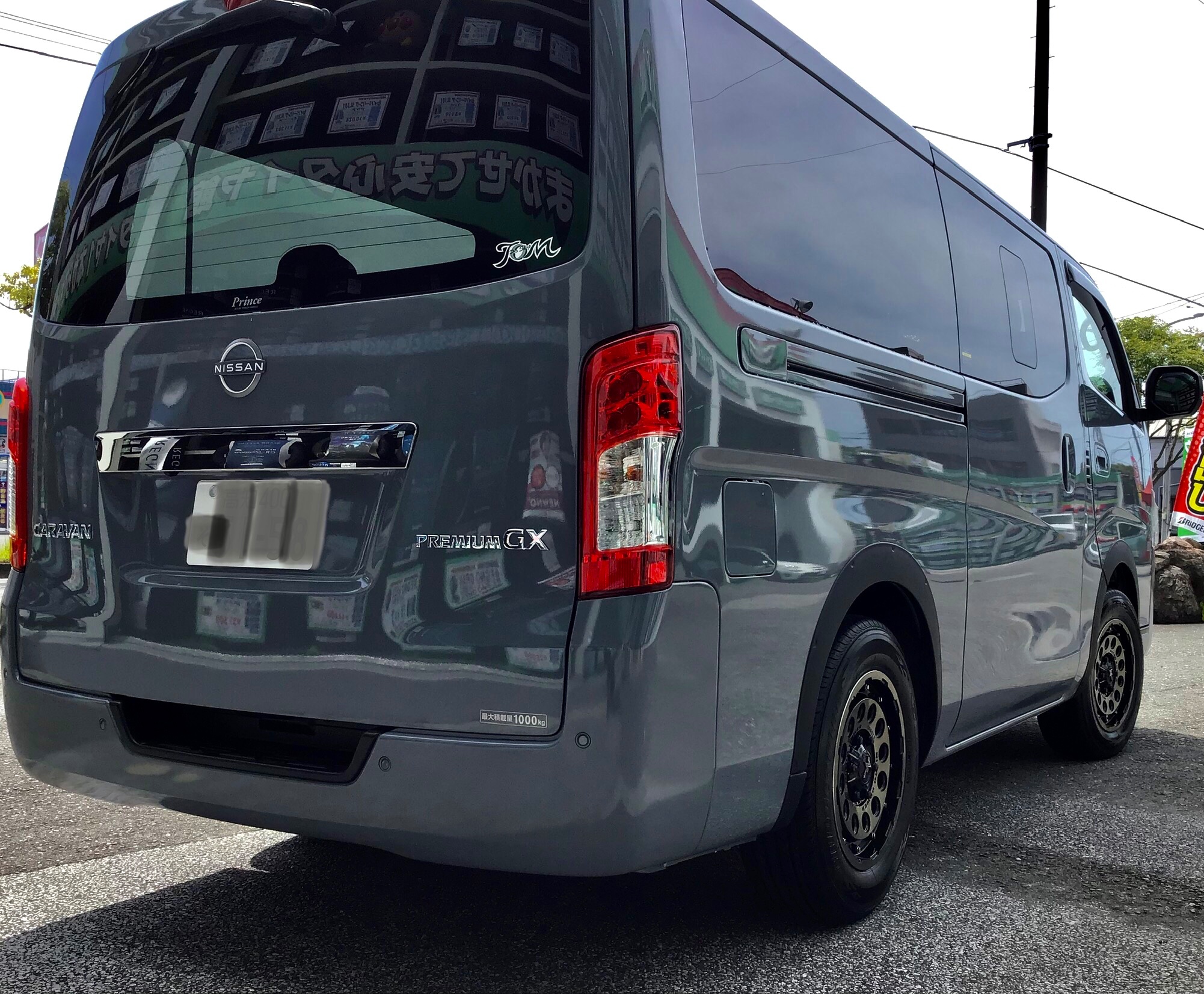 キャラバン 350 ホイールチェンジ | 店舗おススメ情報 | タイヤ