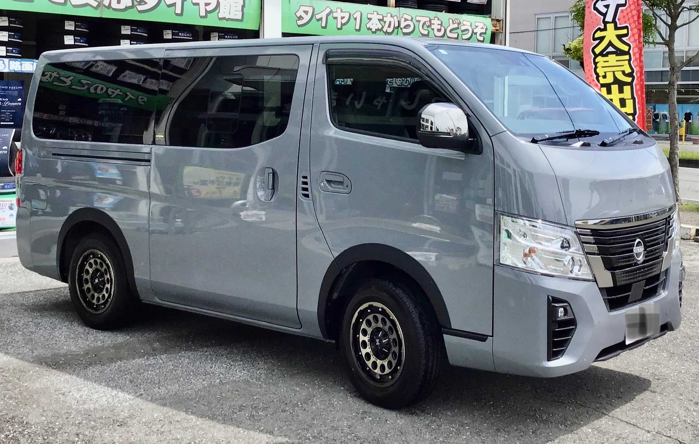 キャラバン 350 ホイールチェンジ | 店舗おススメ情報 | タイヤ