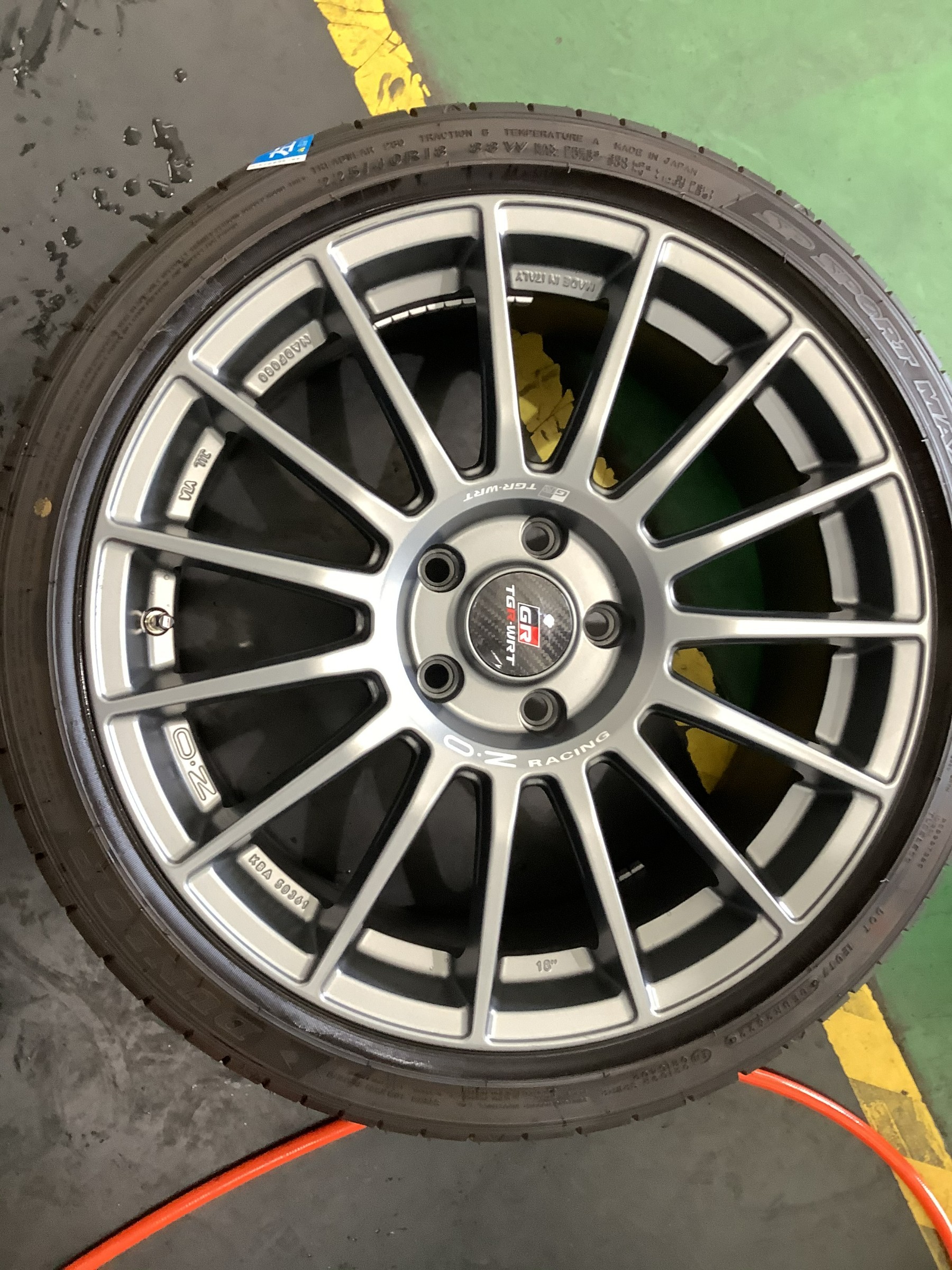 GRヤリスをO・Z ×GAZOO Racing コラボモデルで仕上げる(^_