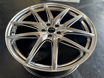 クラウンスポーツ☆スタッドレスタイヤ準備中!! | 店舗おススメ