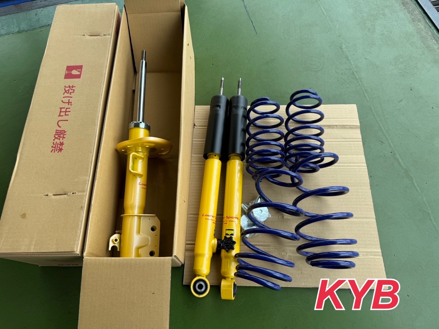 SUZUKI・スイフト・4BA-ZC33S】足回り交換 | 店舗おススメ情報