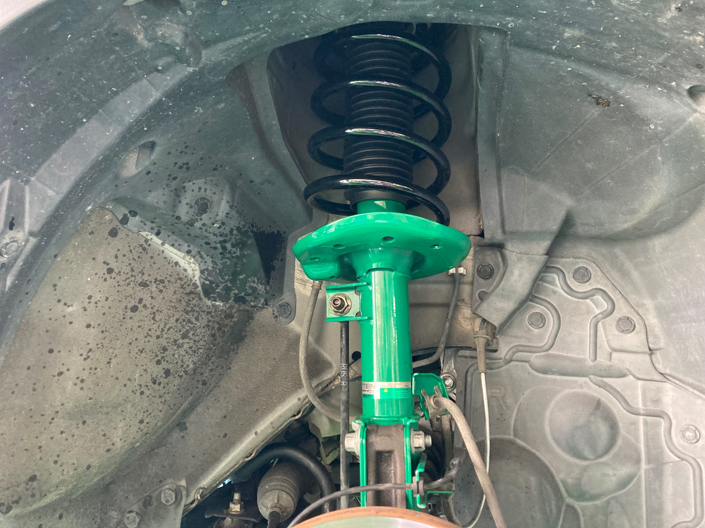 テインユーロダンパー　リフトアップコイル