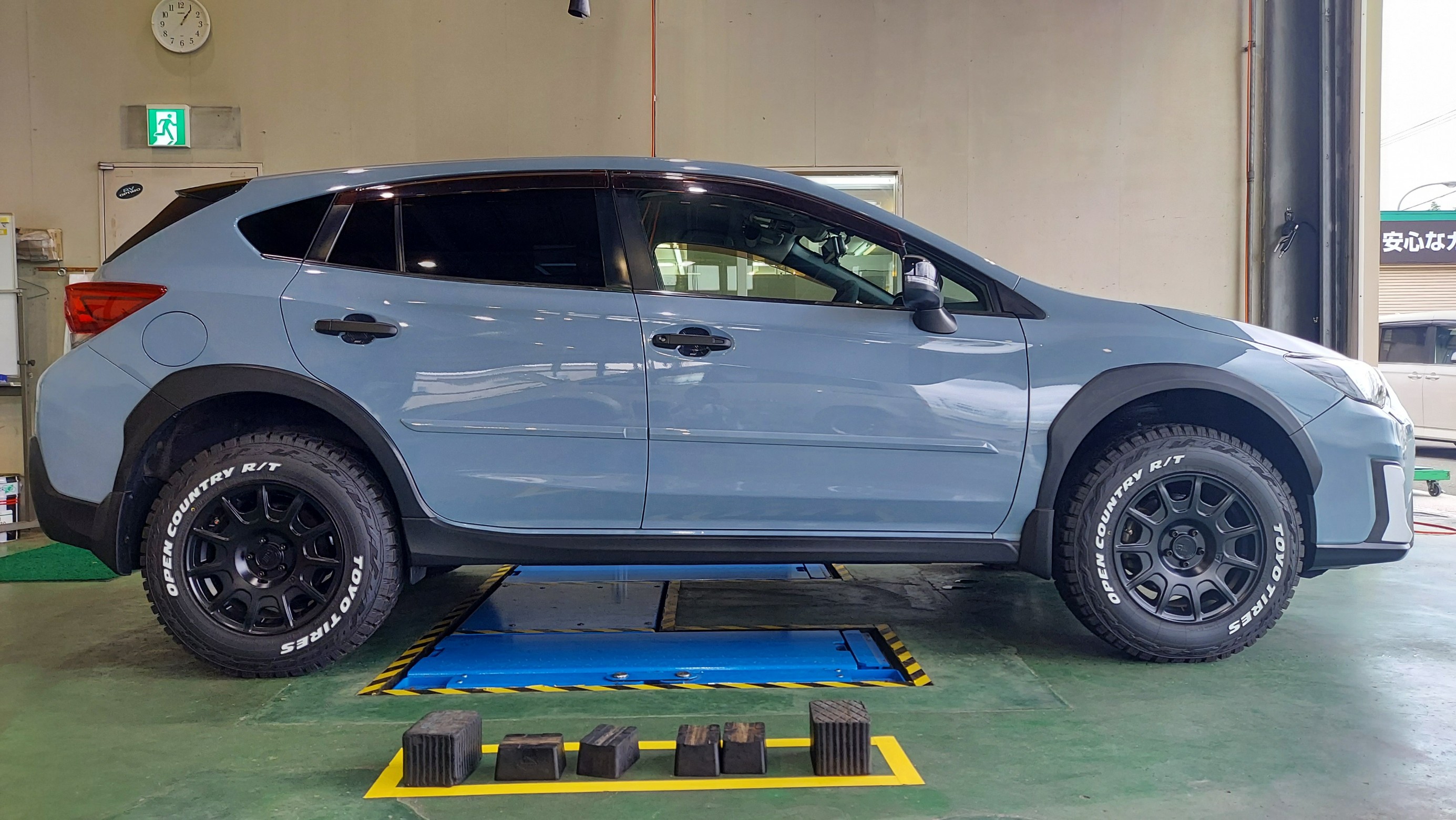 SUBARU XV GT7型 1.5インチ リフトアップ Feat～ACC製 イージー
