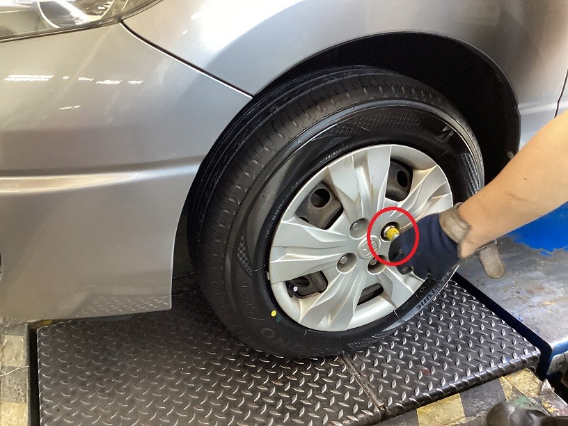 ホンダ　エアウエイブ　185/65R14　レグノGR-XⅡ
