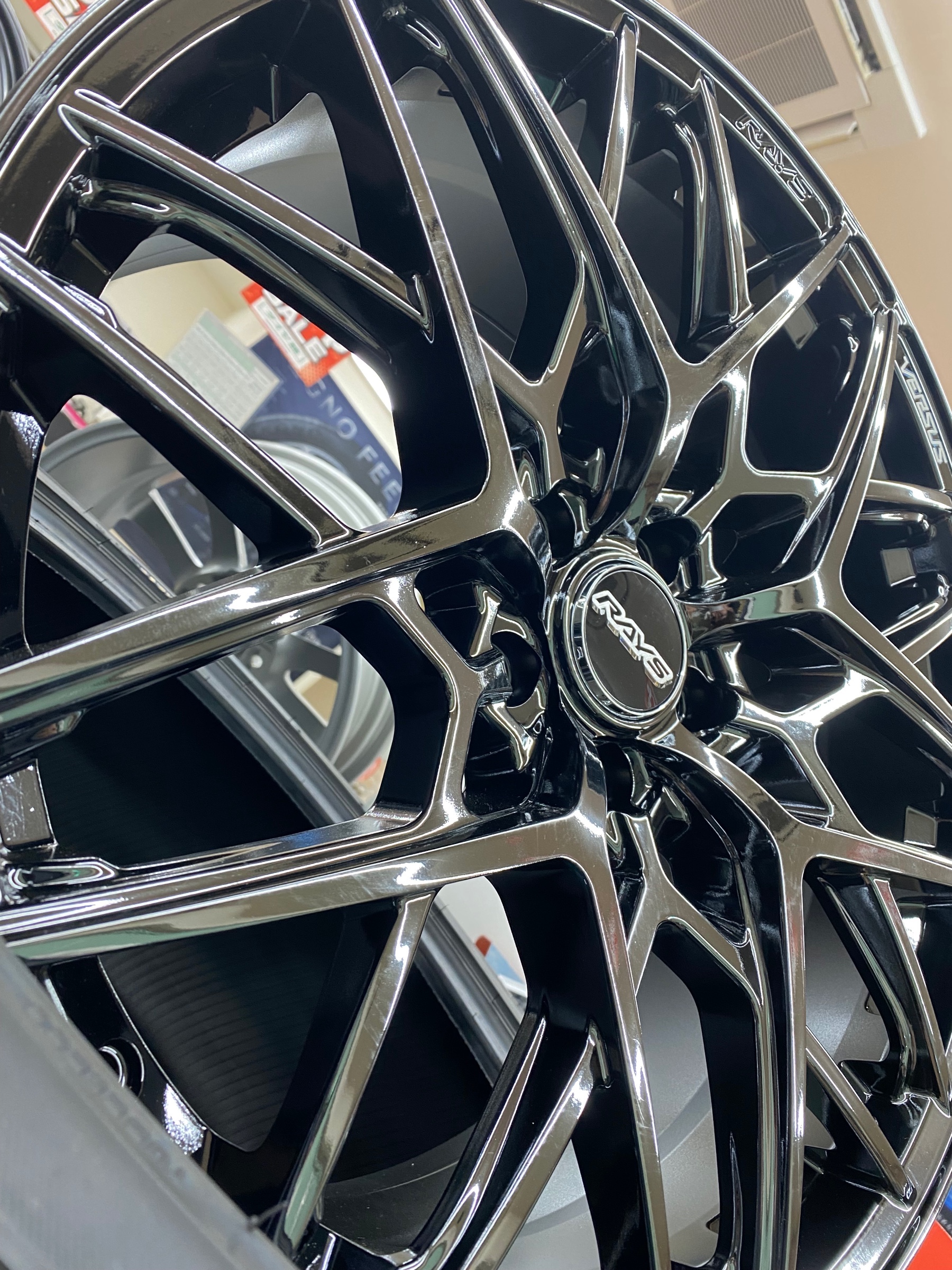 RAYS「VERSUS VV25M」当日在庫あります！ | 店舗おススメ情報 | タイヤ