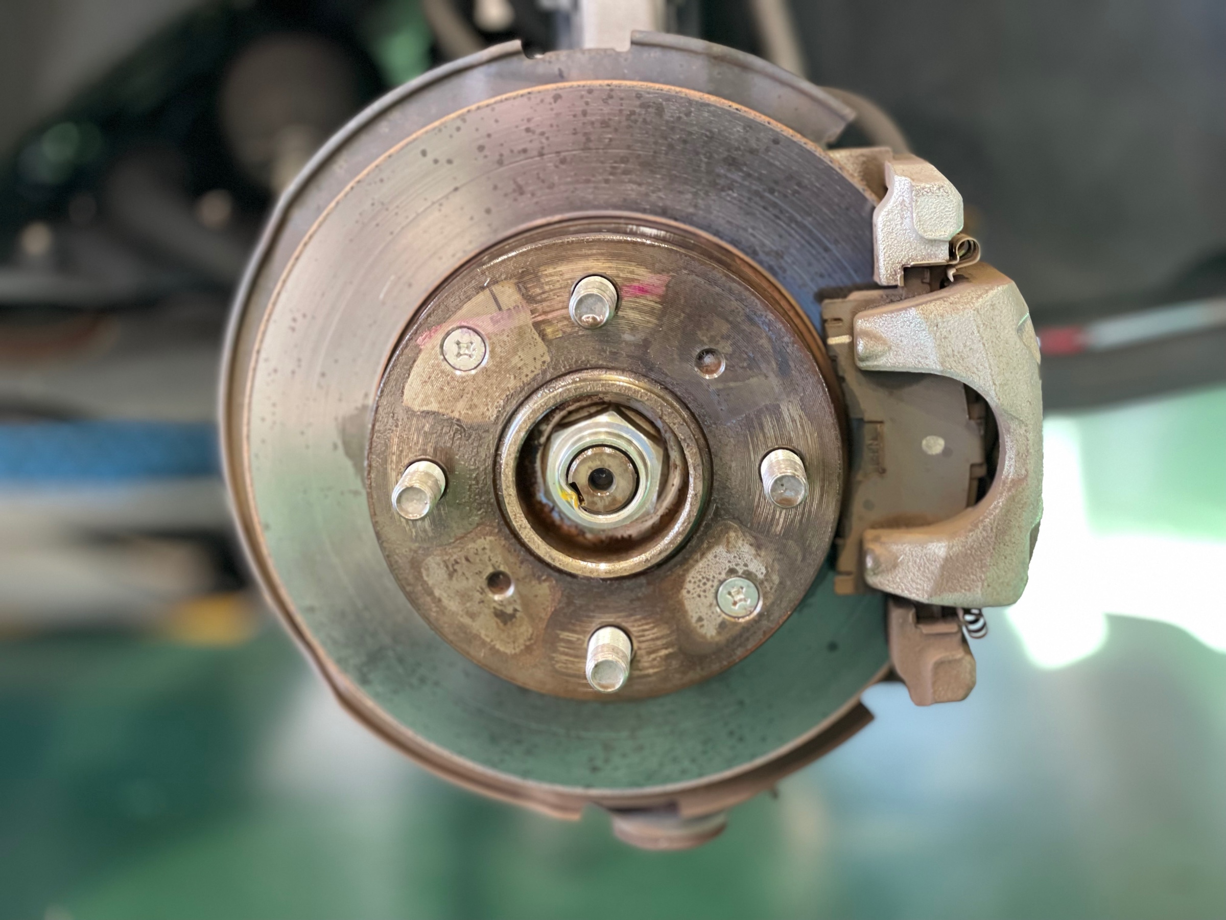 タイヤ館加古川　ホンダ N-BOX カスタム JF3　防錆コーティング フロント施工後