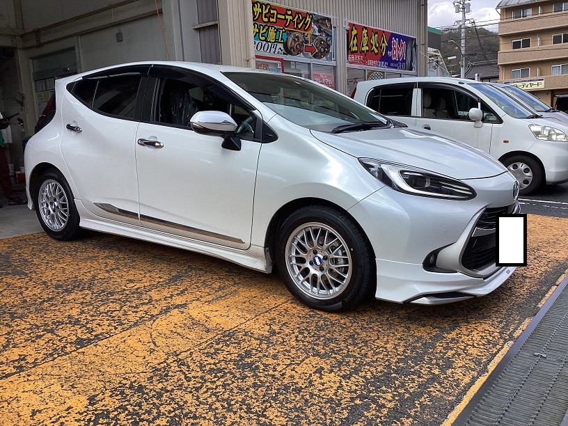 トヨタ　アクア　BBS　RG-F　１６インチ取付 タイヤ館三原