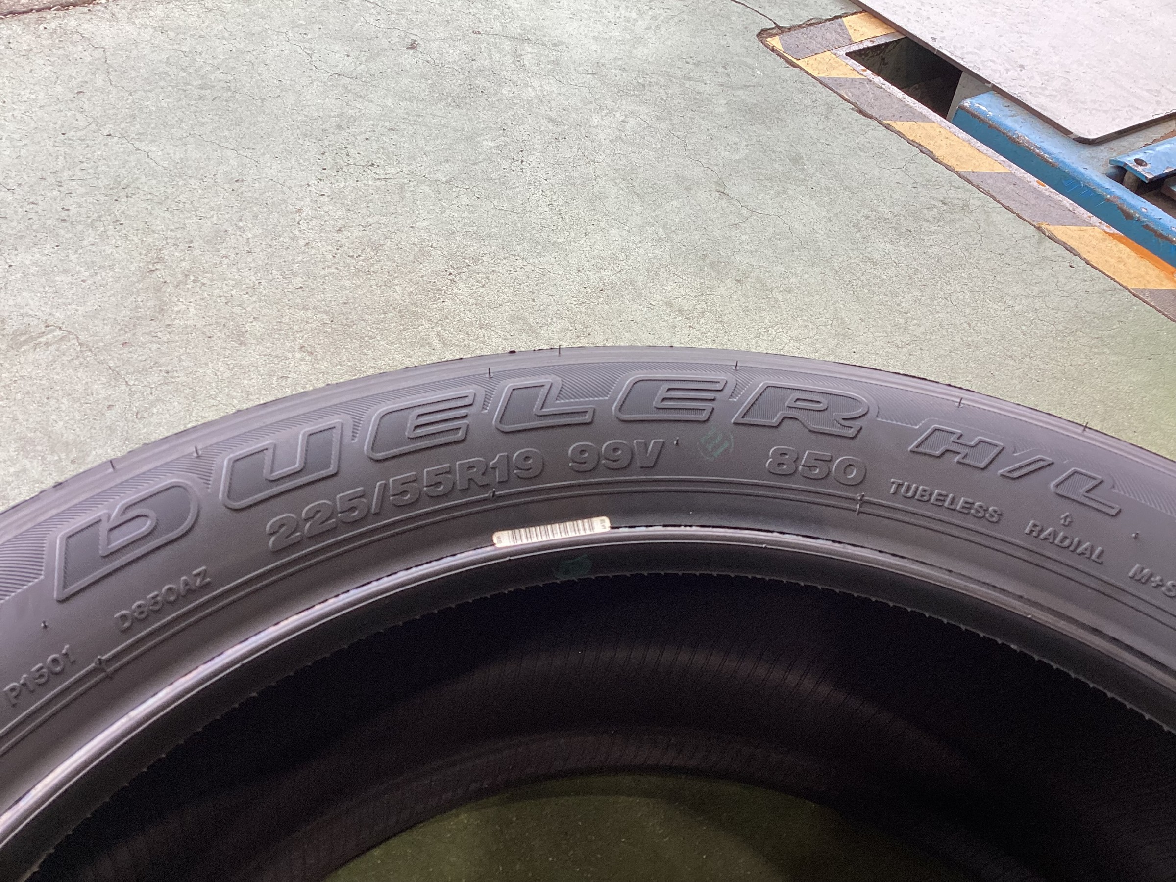 ブリヂストン　デューラーH/L８５０　２２５/５５R１９　CX-５タイヤ交換タイヤ館五日市