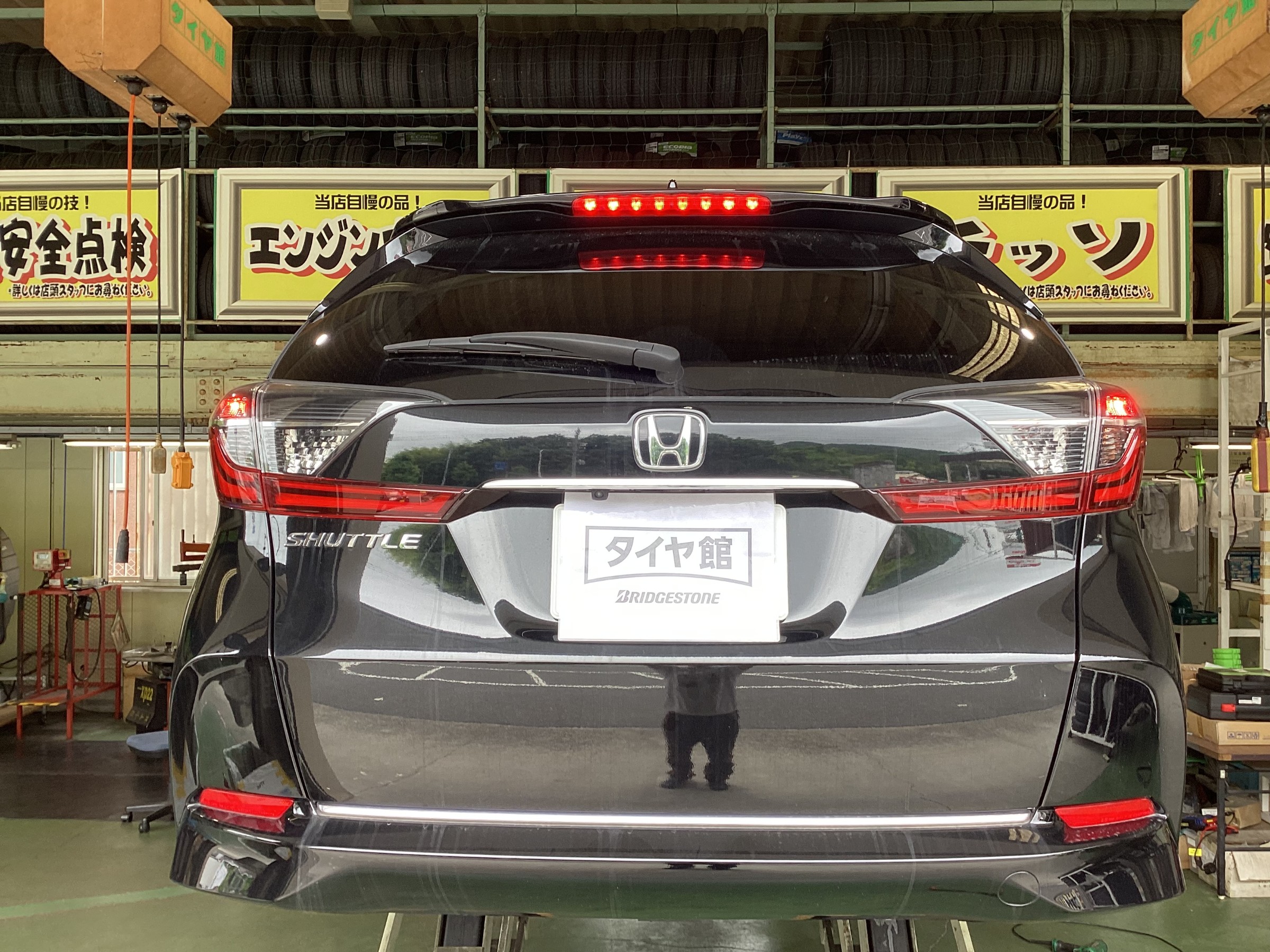 ホイール交換でお車のイメージチェンジ！ホンダ フィット