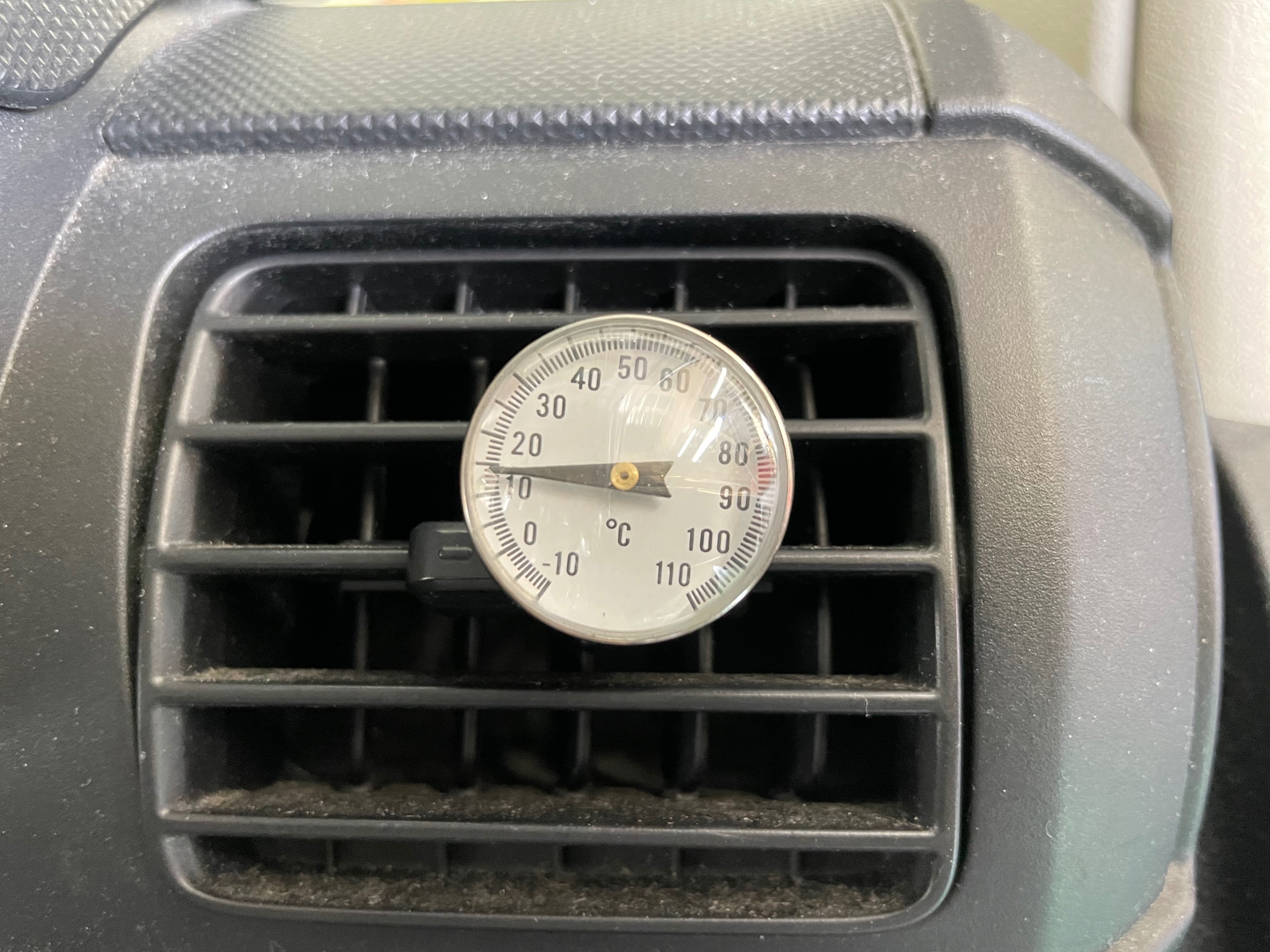 タイヤ館加古川 ホンダ ゼスト JE1　エアコン添加剤施工