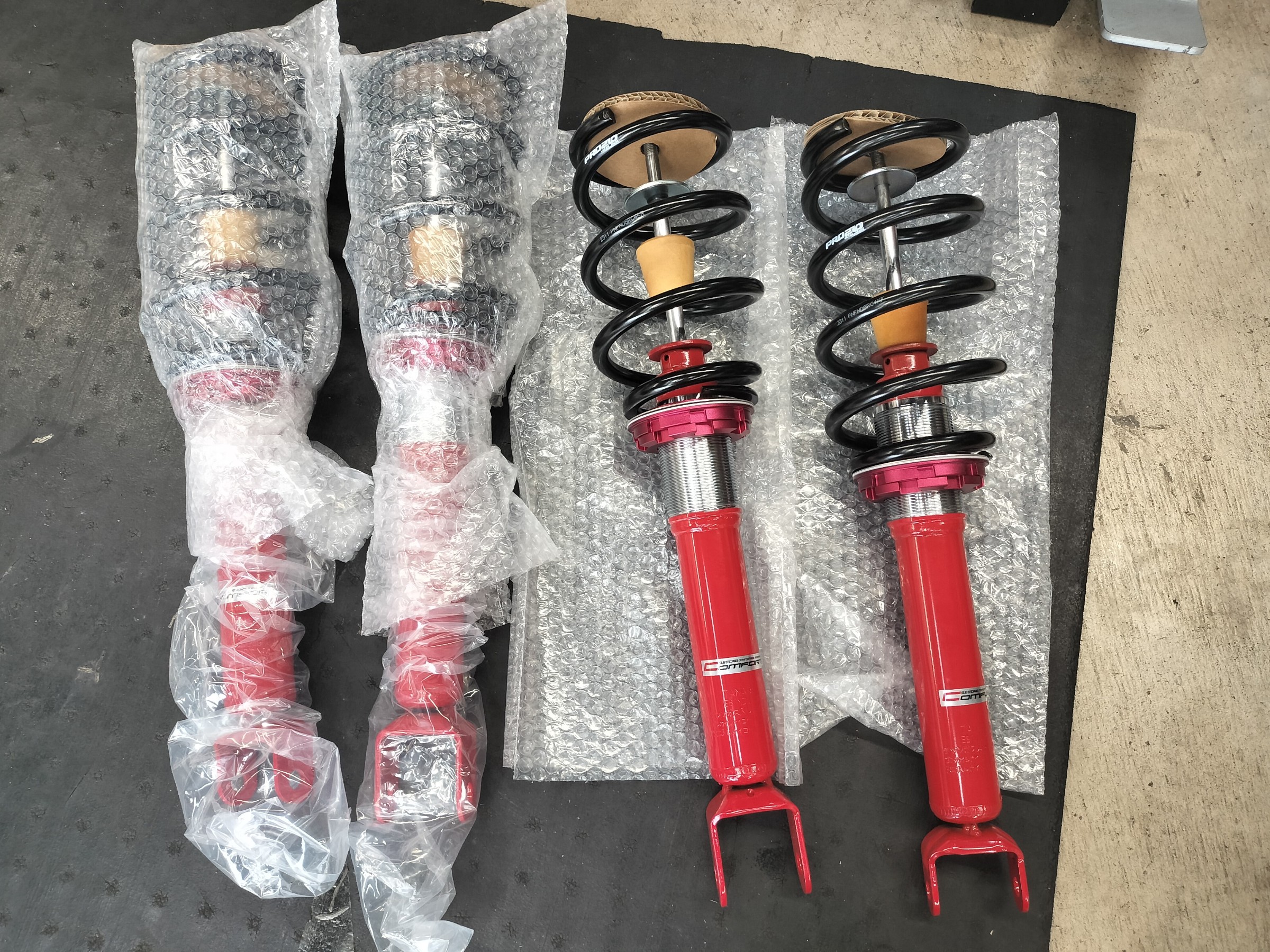 ☆ロードスター ”タナベ サステックPRO CR” 取付☆ | 店舗 ☆ロードスター ”タナベ サステックPRO CR” 取付☆ | 店舗