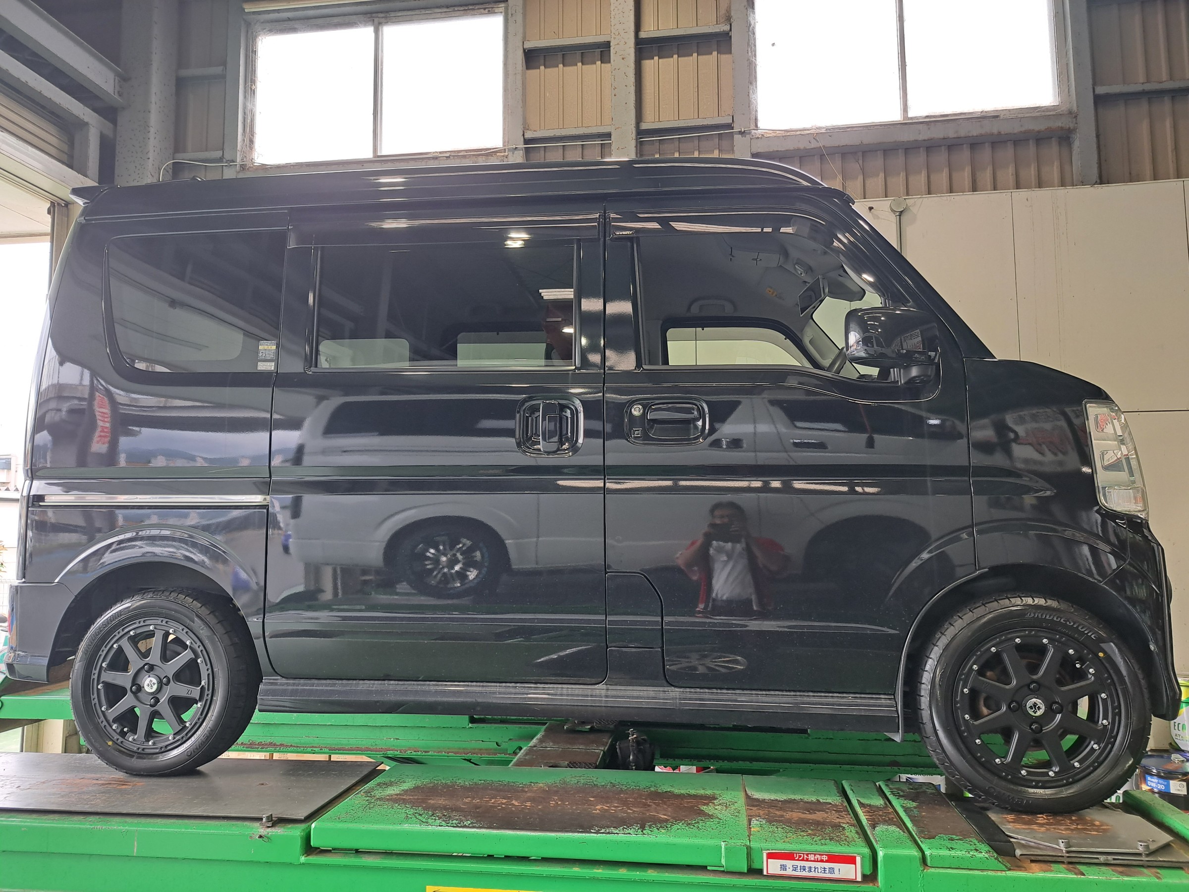 スズキ エブリイワゴン タイヤホイール取付 | 店舗おススメ情報