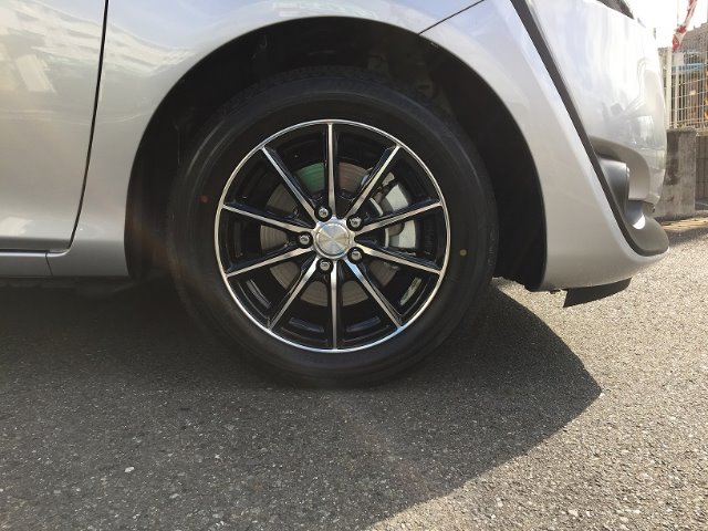 新型シエンタのホイールを交換 | トヨタ シエンタ ホイール | サービス