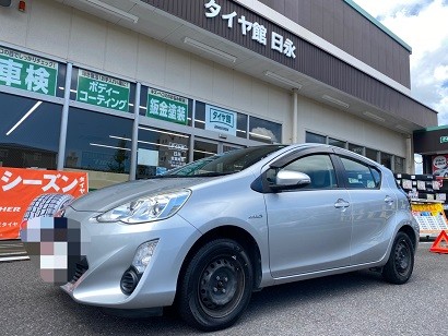 トヨタ／アクア【エコピアNH200C 165/70R14 タイヤ交換】 | 店舗お
