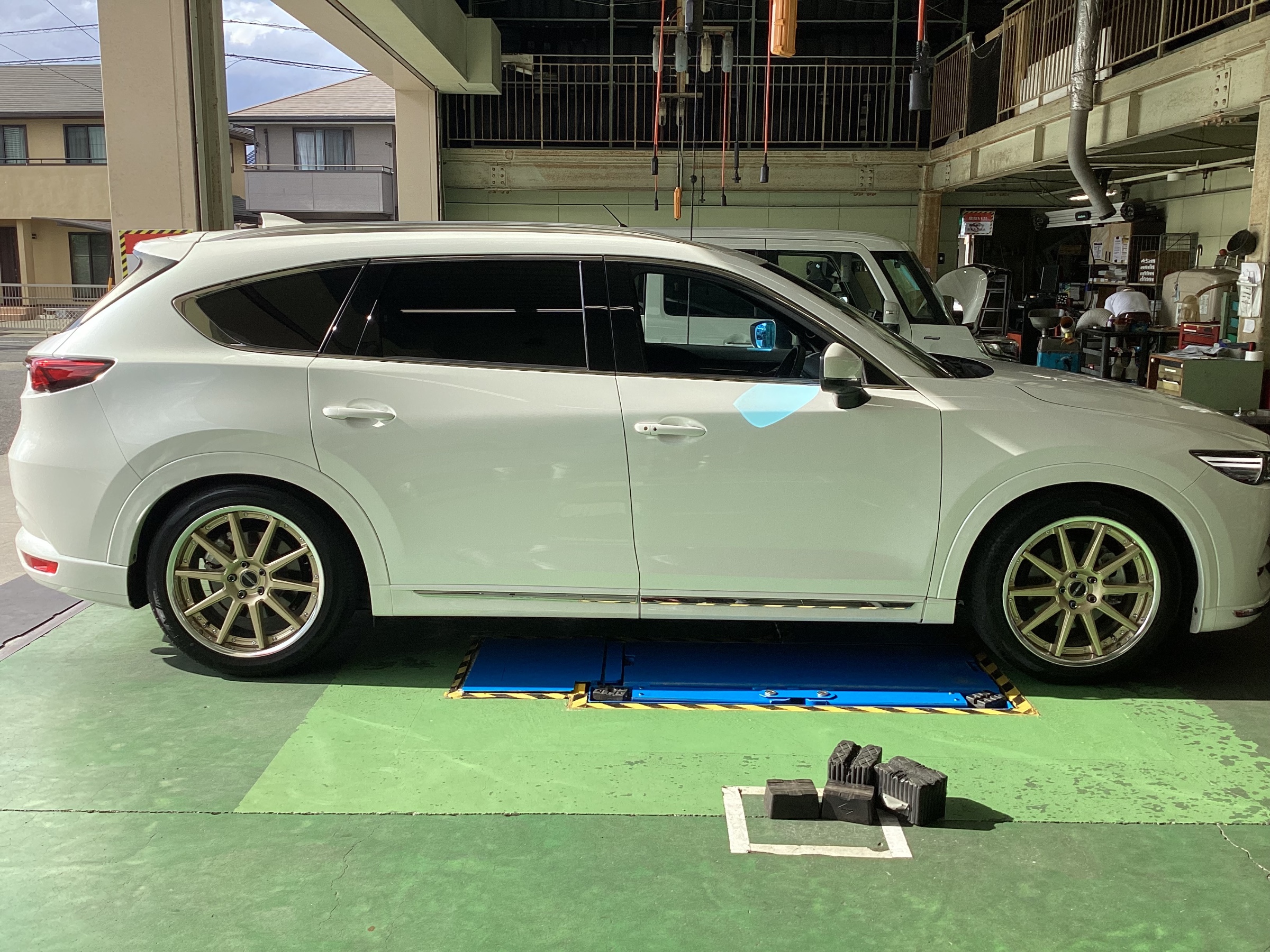 SUVにも車高調取付！ | 店舗おススメ情報 | タイヤ館 倉敷中島