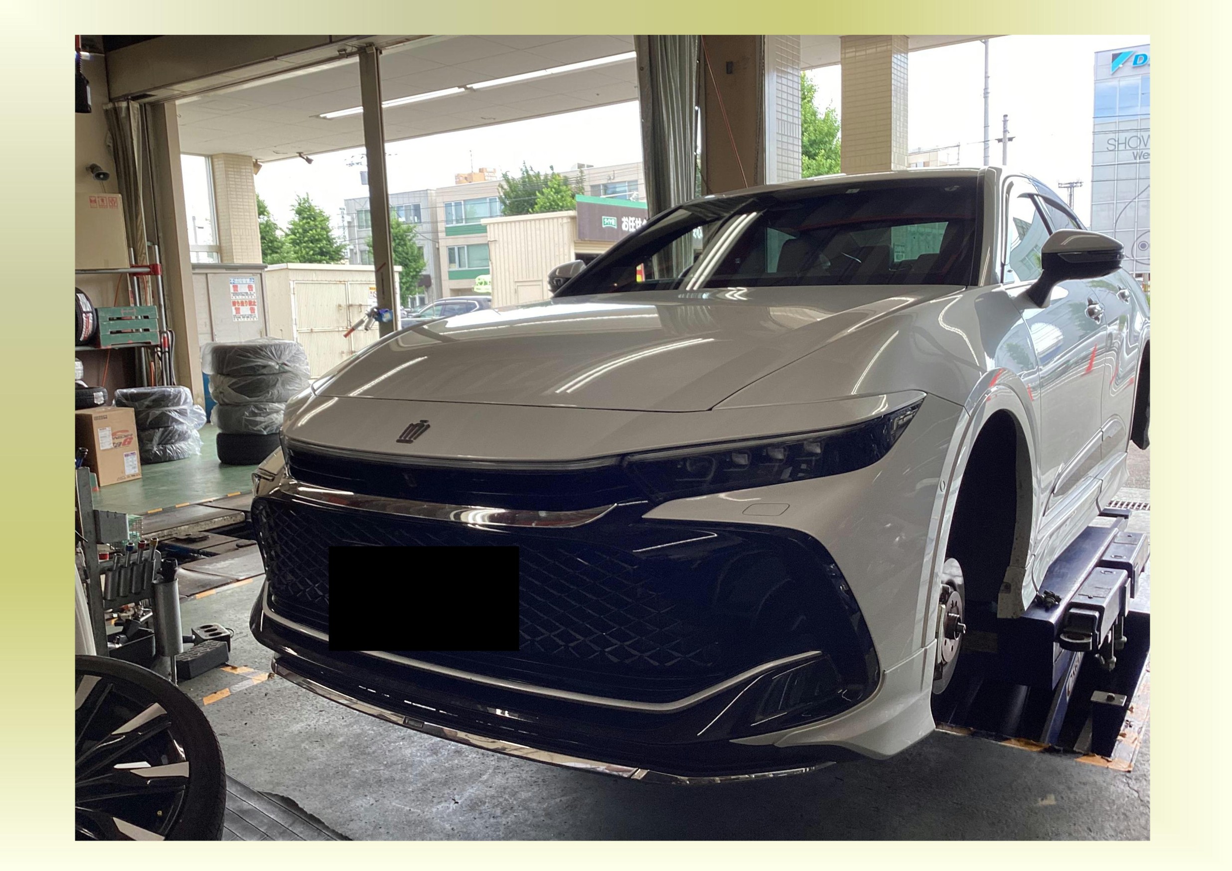 クラウン　クロスオーバー　タイヤ