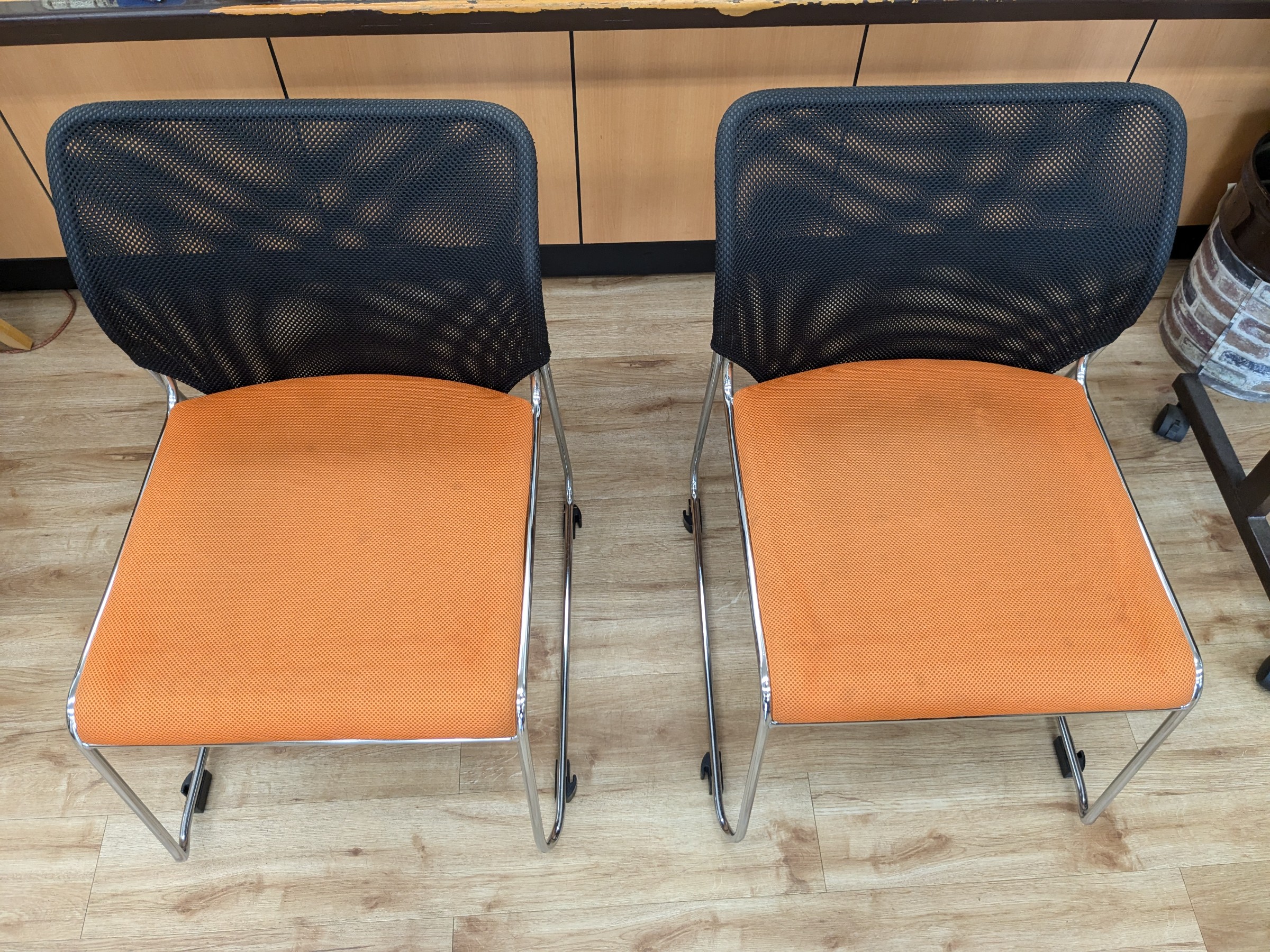 奇麗になった椅子