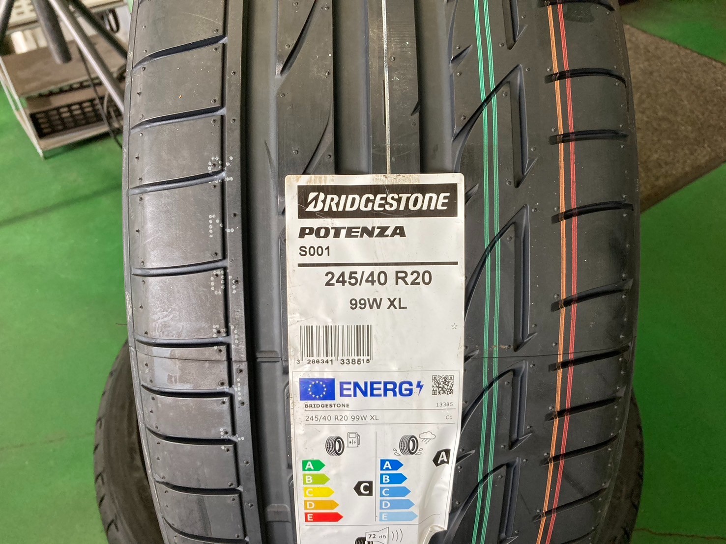 BRIDGESTONE RS6 消耗品交換済み ジムニー オンラインでタイヤ交換 | スズキ ジムニー タイヤ