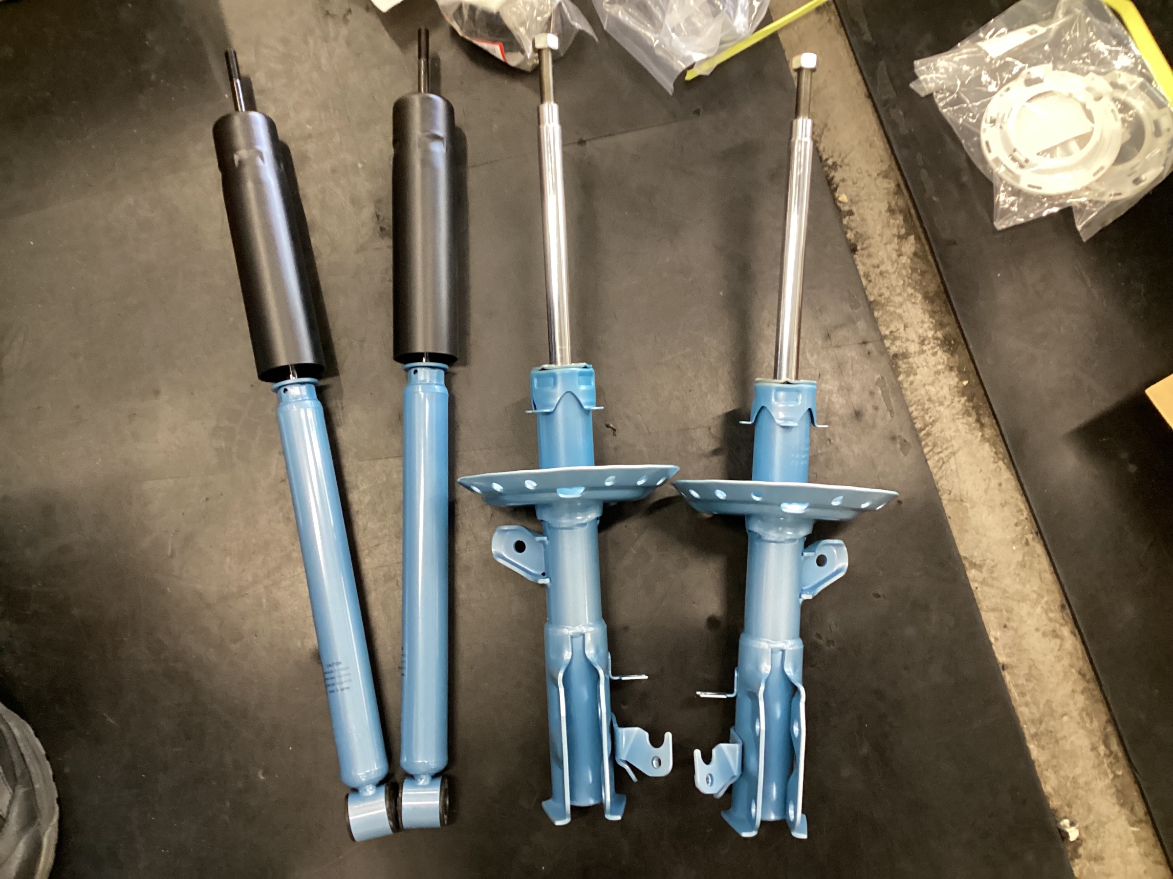 HONDA】フィット GE8 足回りリフレッシュ！！ | 店舗おススメ情報