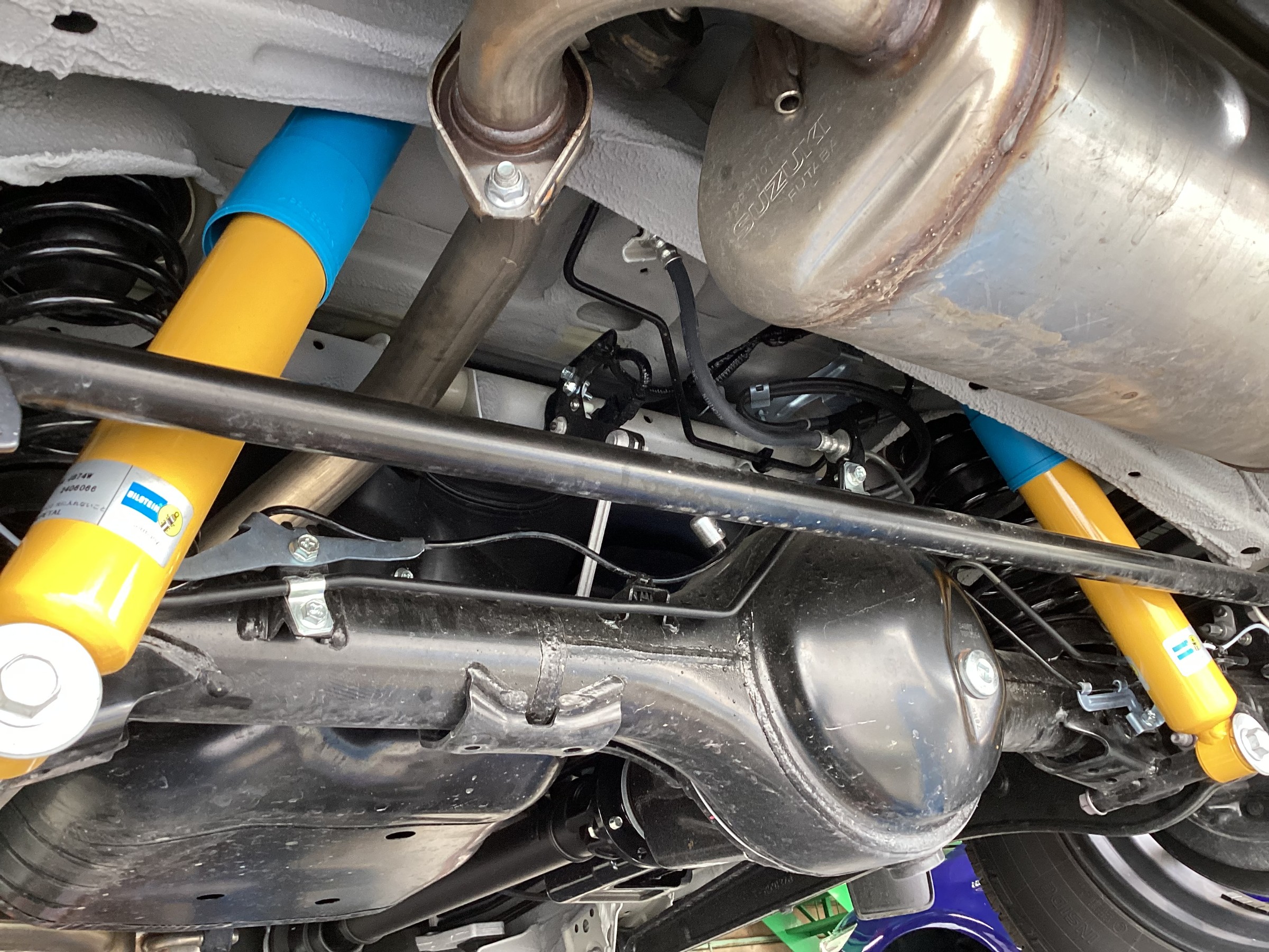 JC74スズキ ジムニーシエラ エナペタルで乗り心地もシャキッ！ | 店舗