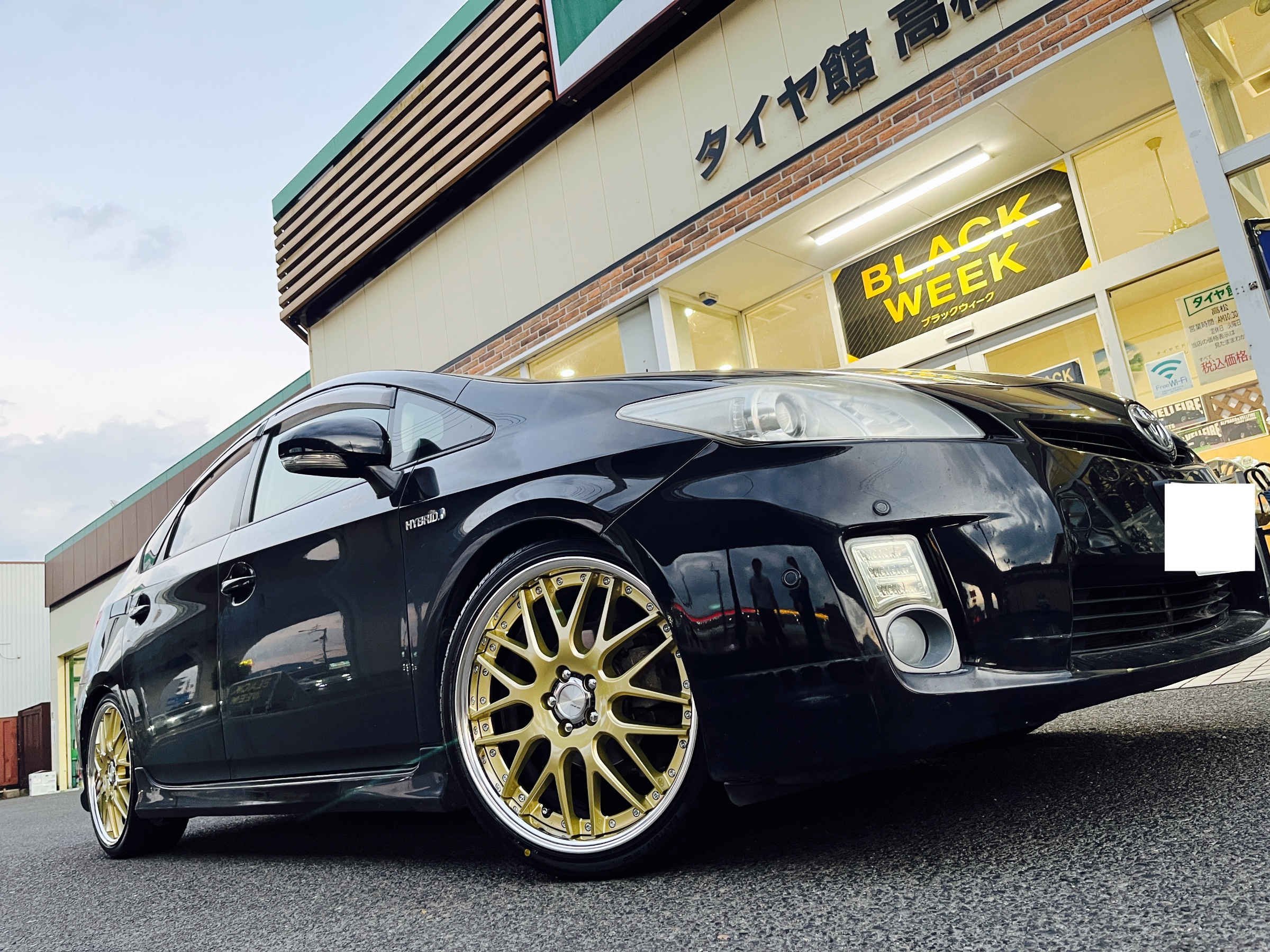 ゴールドのホイール