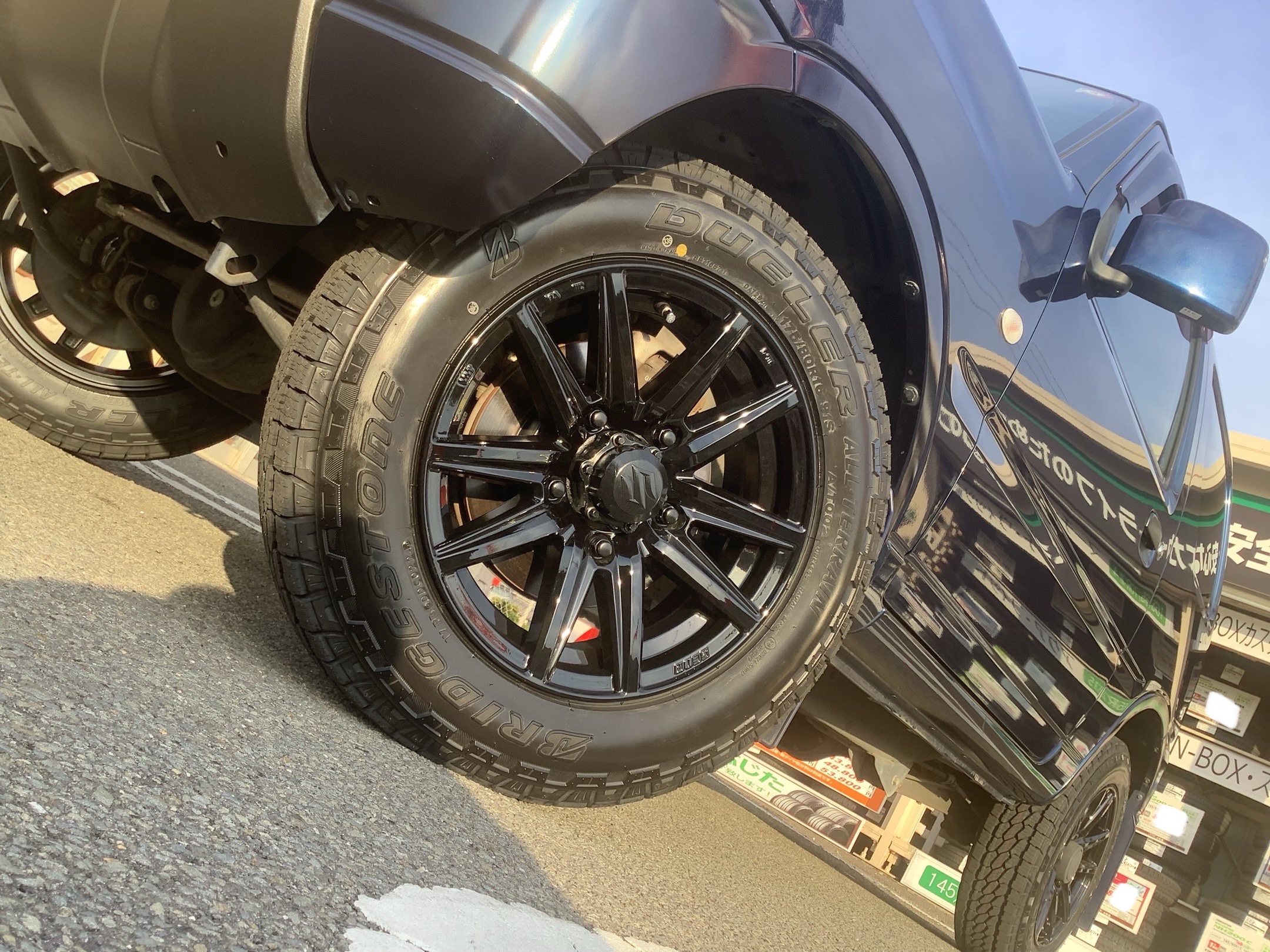 SHINYA | @xcomp_tires JB23ジムニーに装着です❗️ GLADIATOR M