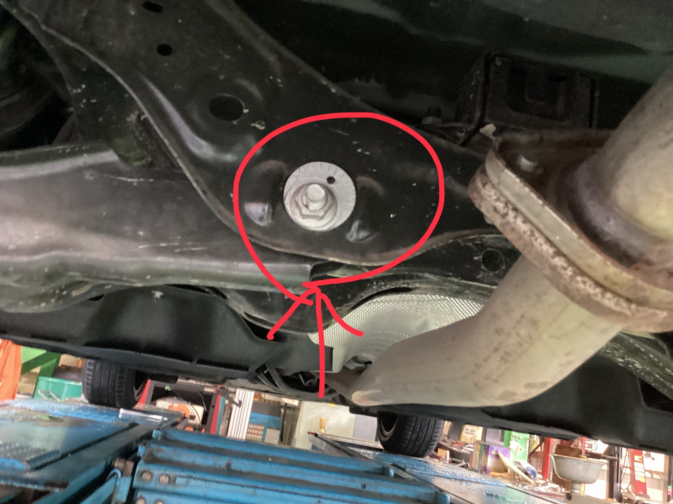 マツダ CX-8 アライメント調整 | 店舗おススメ情報 | タイヤ館 厚木