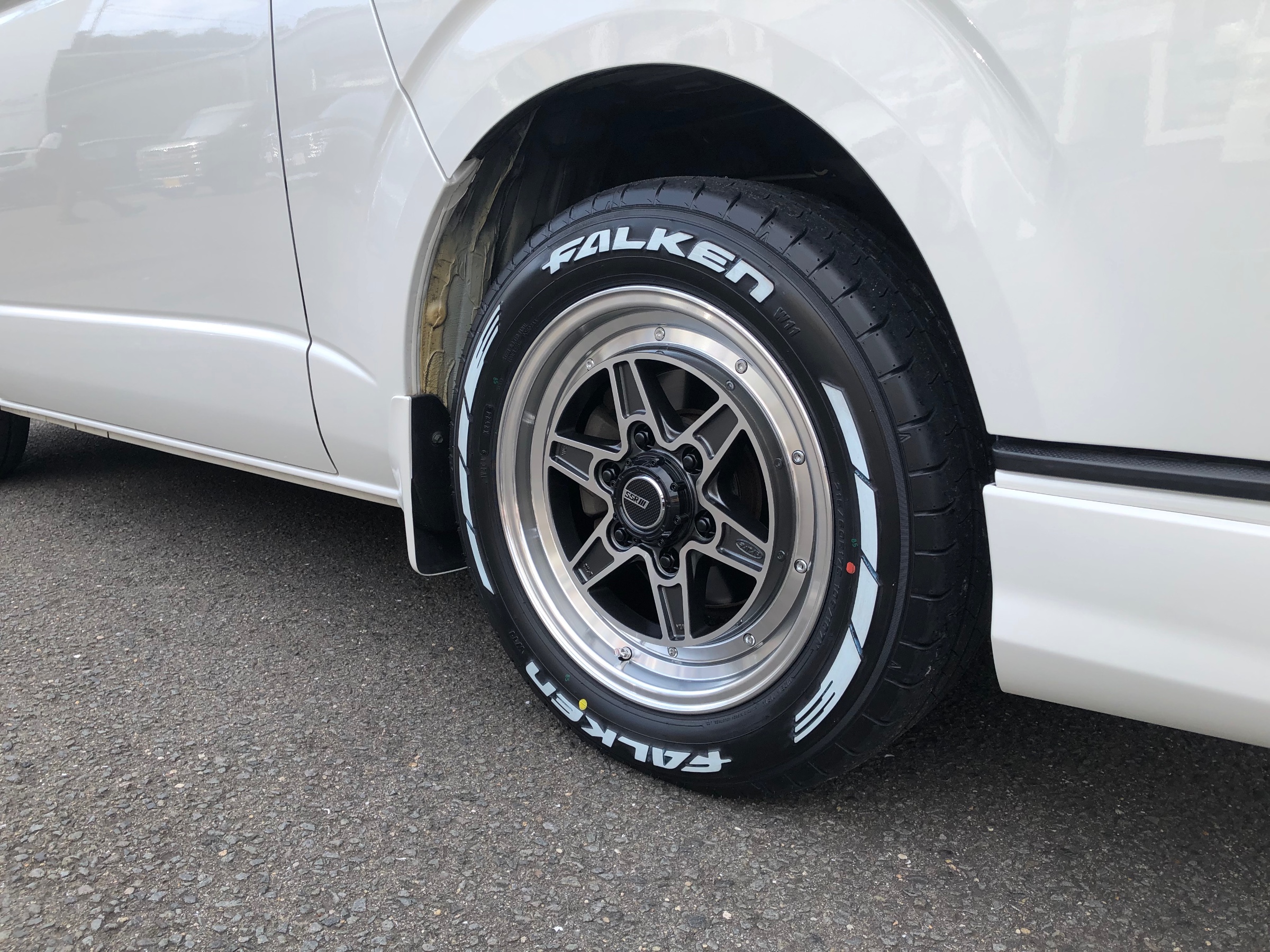 ハイエース ホイール SSR DEVIDE MK-6 | 店舗おススメ情報 | タイヤ館 