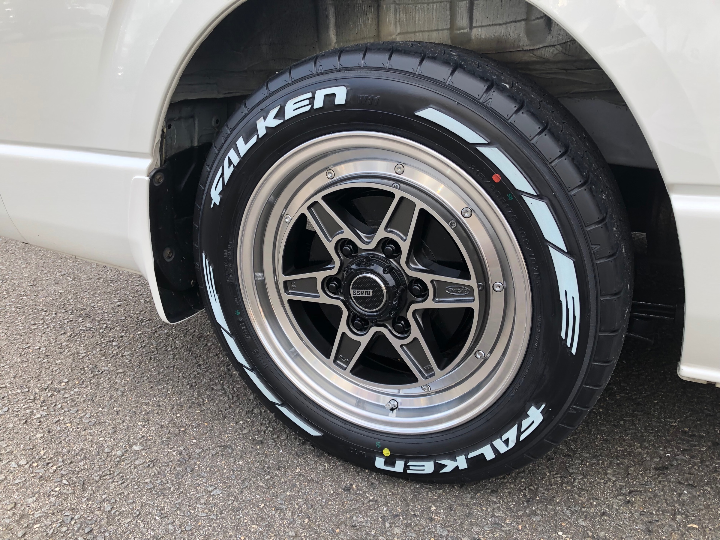 ハイエース ホイール SSR DEVIDE MK-6 | 店舗おススメ情報