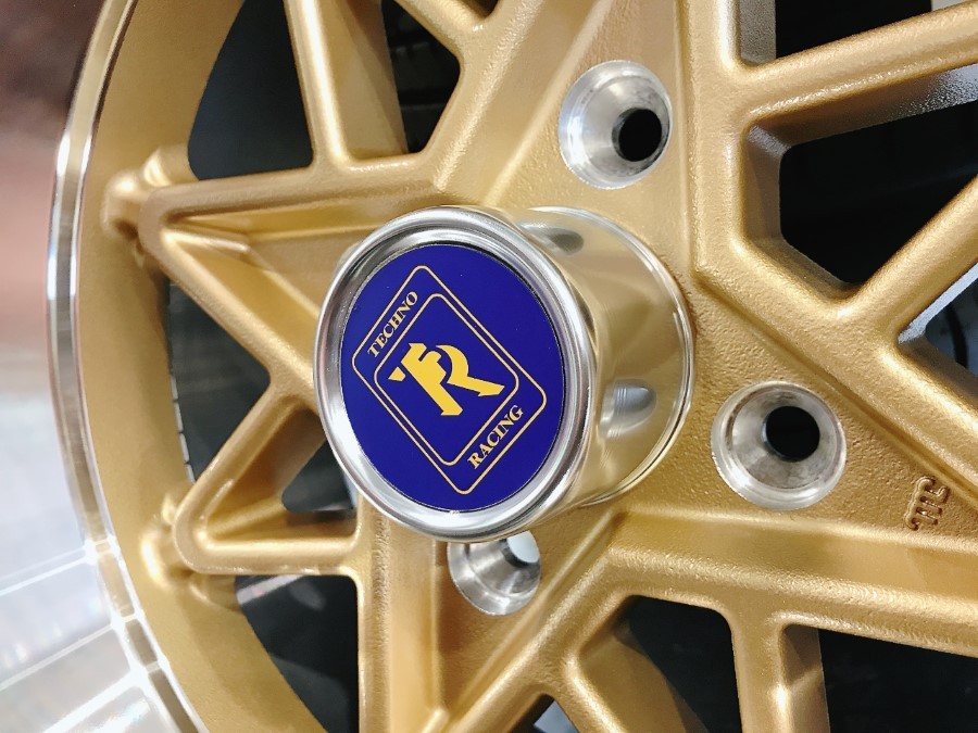 ハヤシレーシング!テクノT.R.V!セリカXX(ダブルエックス)A60 ハヤシレーシング!テクノT.R.V!セリカXX(ダブルエックス)A60
