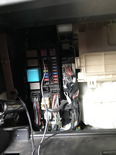 コムテック ドライブレコーダー Hdr 102 取付 ダイハツ タントエグゼ Av ナビ機器 カー用品取付 ドライブレコーダー ナビゲーション オーディオ サービス事例 タイヤ館 瀬谷 神奈川県のタイヤ カー用品ショップ タイヤからはじまる トータルカーメンテナンス