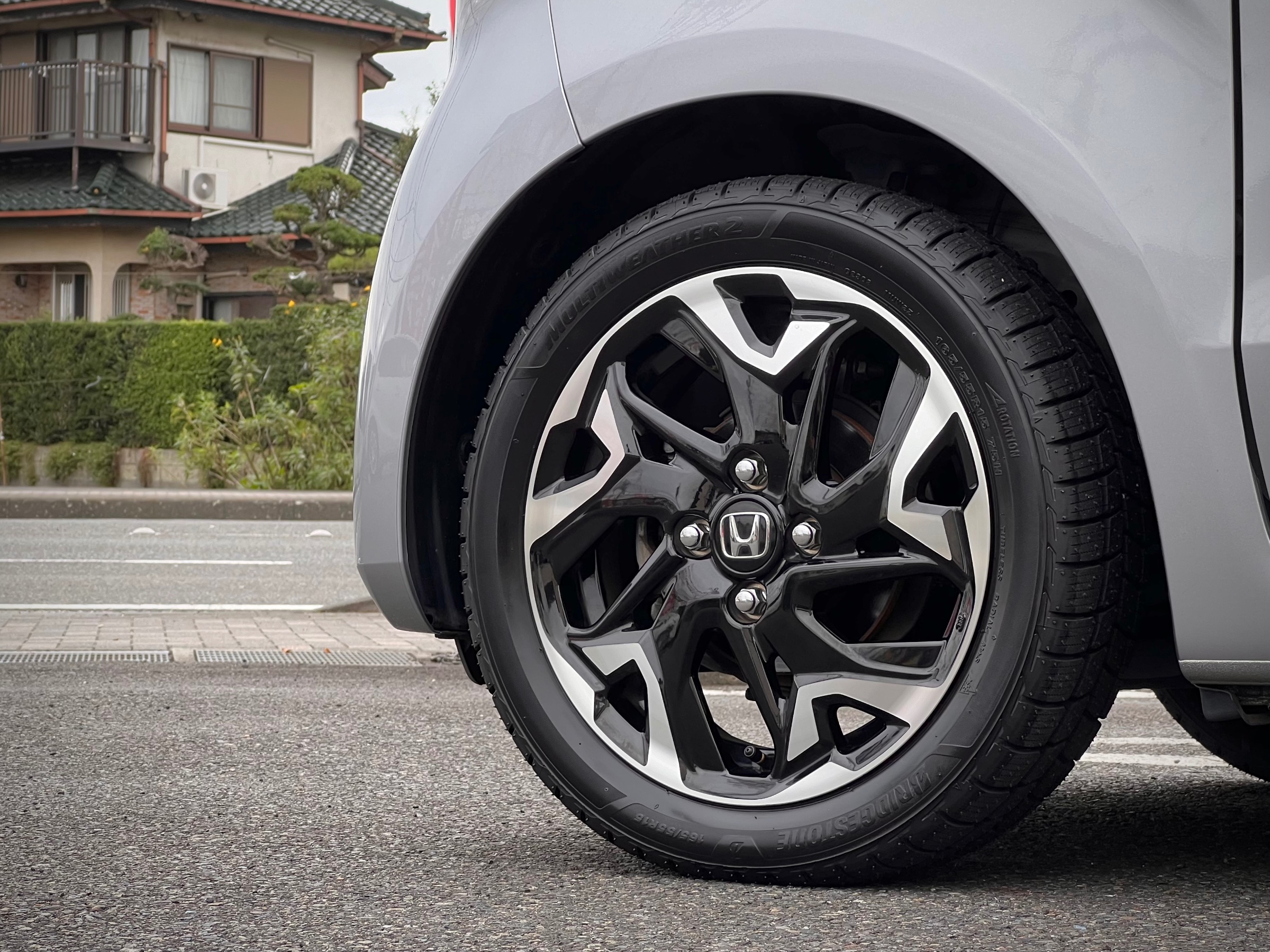 HONDA N-BOX・MULTI WEATHER 2 装着。 | 店舗おススメ情報