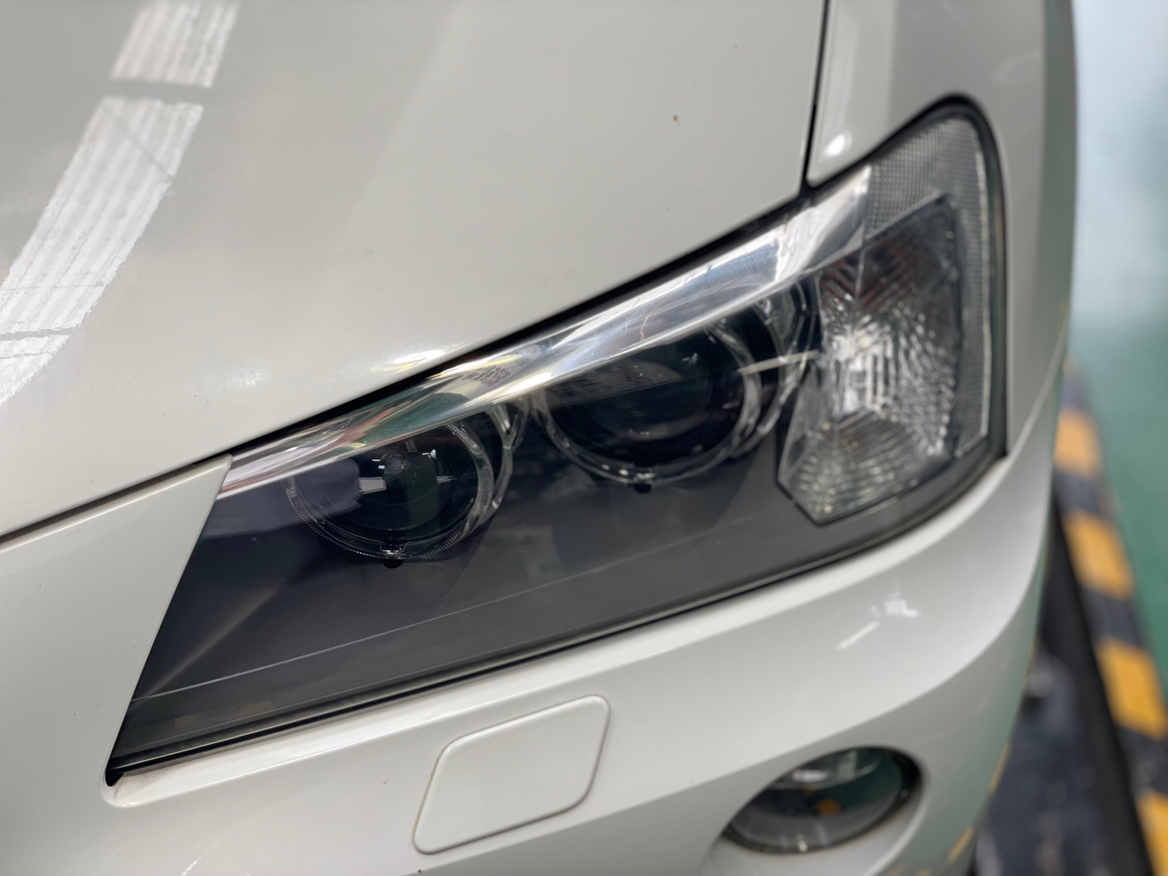 タイヤ館加古川 BMW X3 F25　ヘッドライトコーティング 施工後