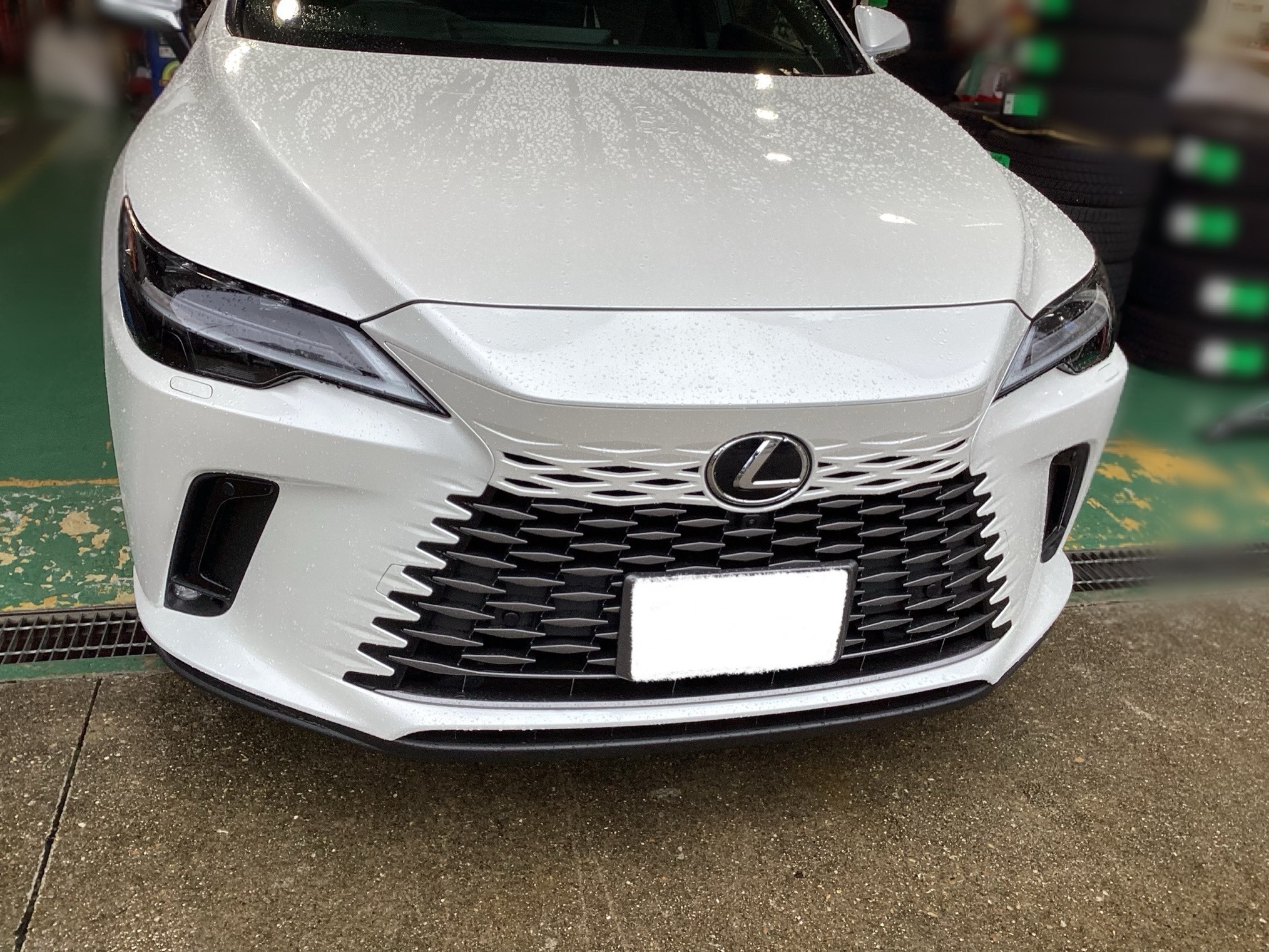 レクサスRX350h】スタッドレスタイヤホイールセット取付 | 店舗