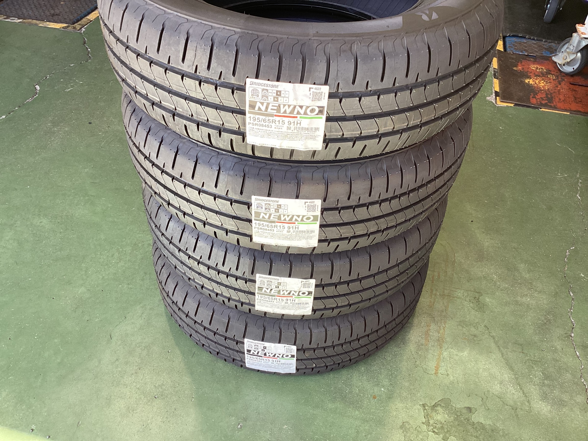 タイヤのみになります。 2026年製 SUMAXX MAX DRIFTING X 215/45R17 91W XL 280 215/45-17
