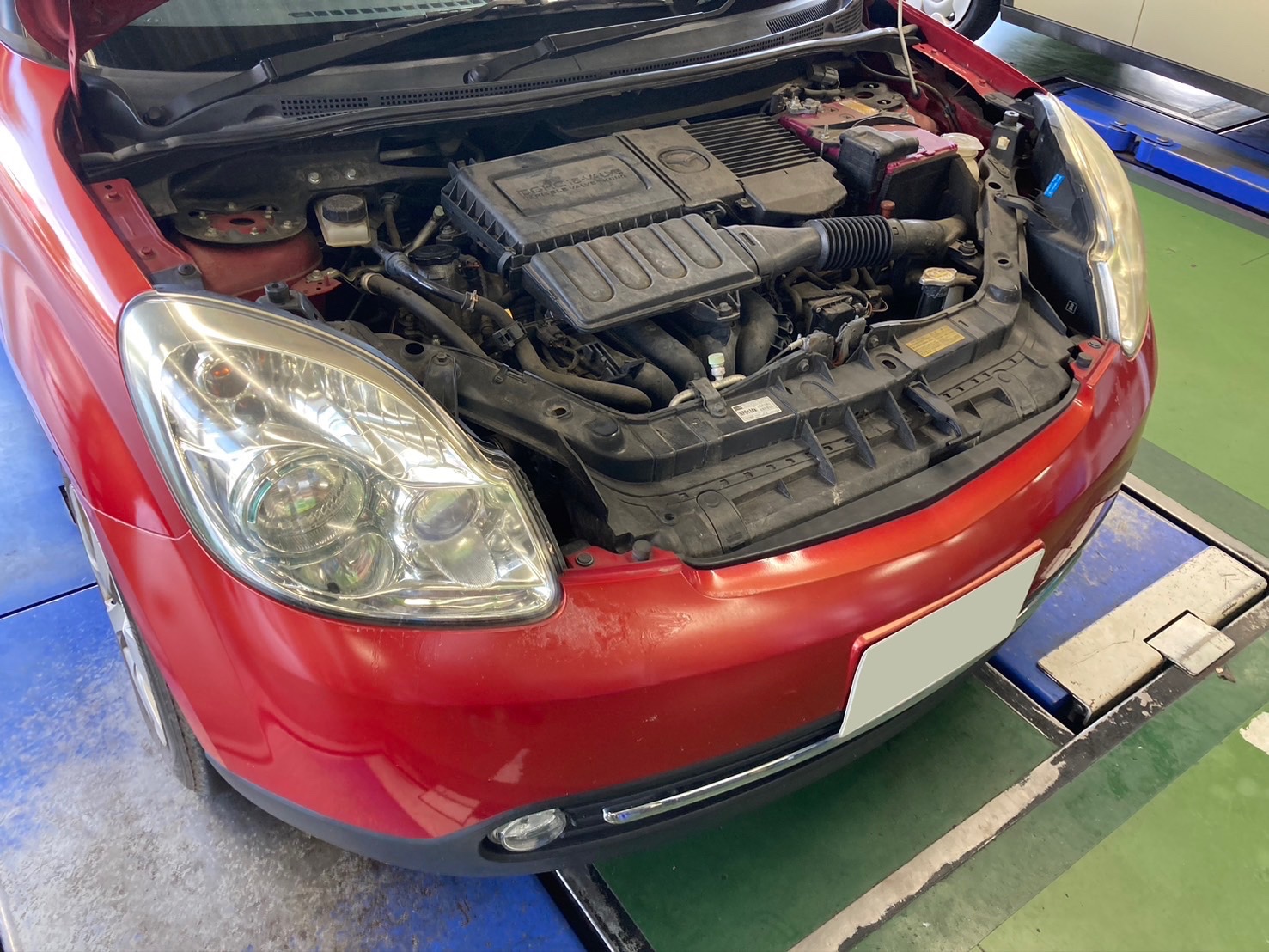 MAZDA・ベリーサ・DBA-DC5W】オルタネーター交換 | 店舗おススメ