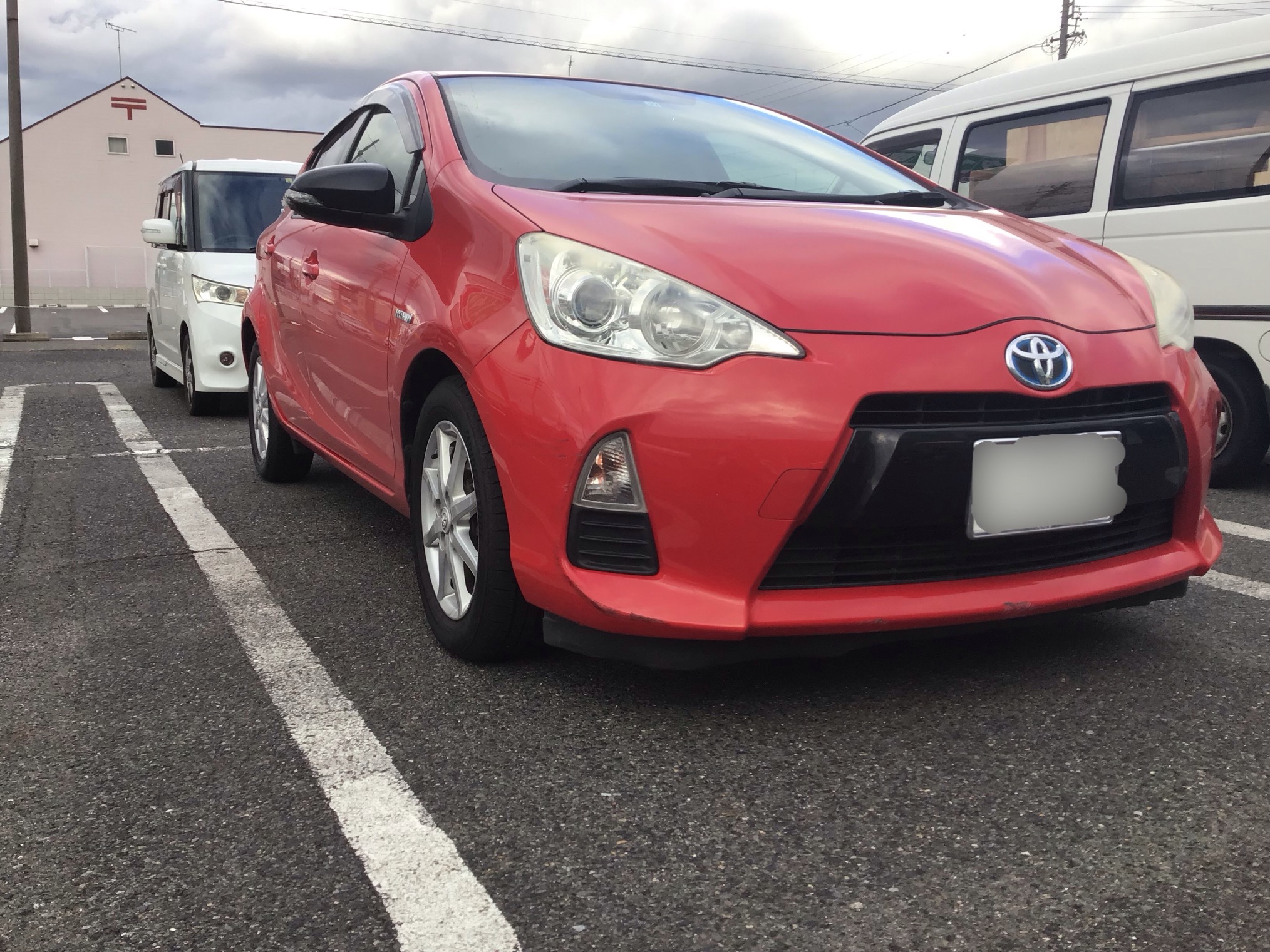 トヨタ・アクア】175/65R15 84H ベーシックタイヤニューノへ交換
