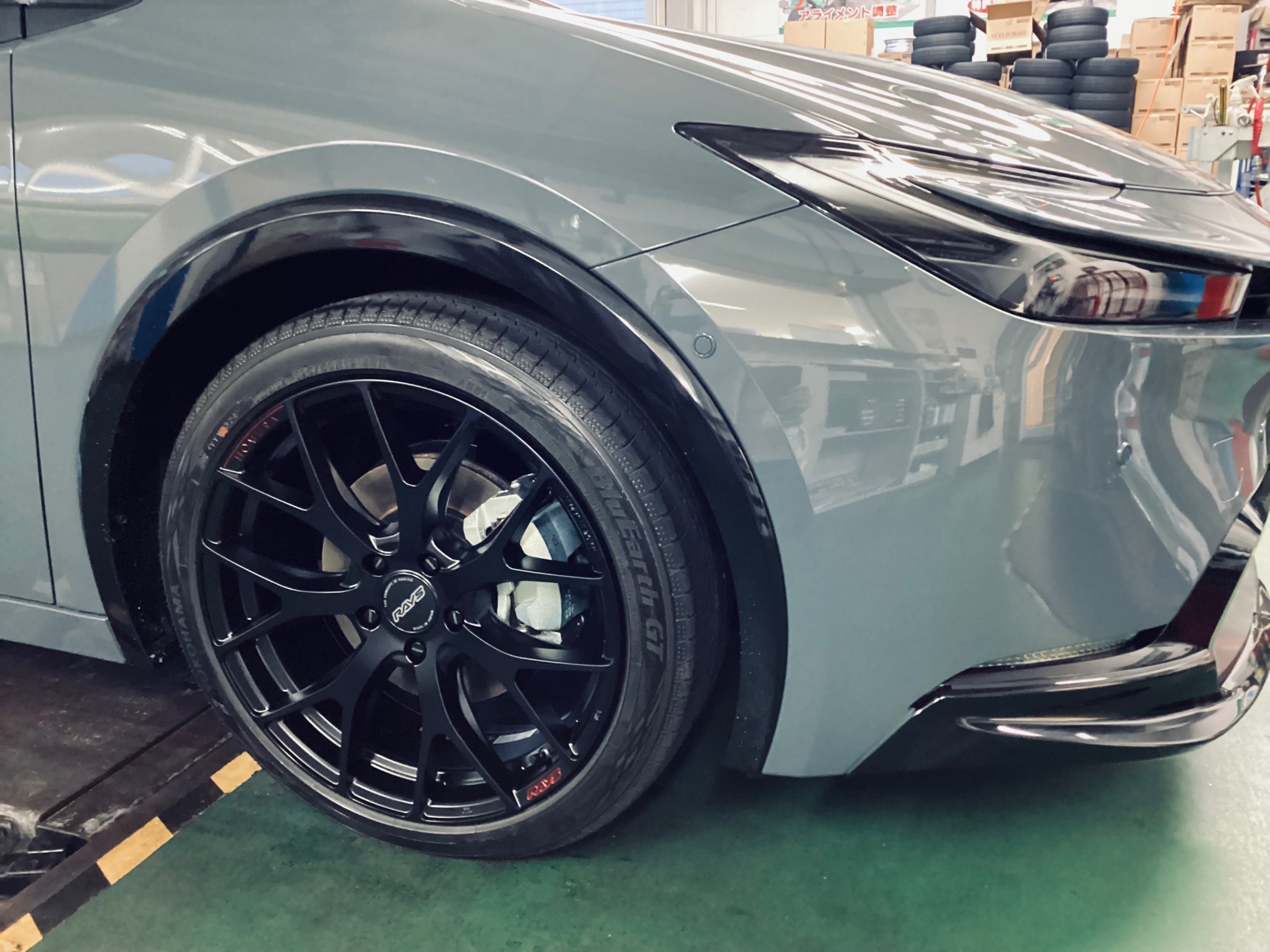 Daylight 朝に光の冠を value type 2点セット 60プリウス RAYS HOMURA 2X7FT 19インチ装着！ | 店舗おススメ情報