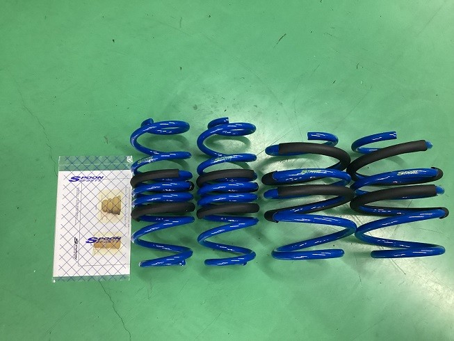 FL5シビックタイプR SPOONプログレッシブスプリング取付 | 店舗
