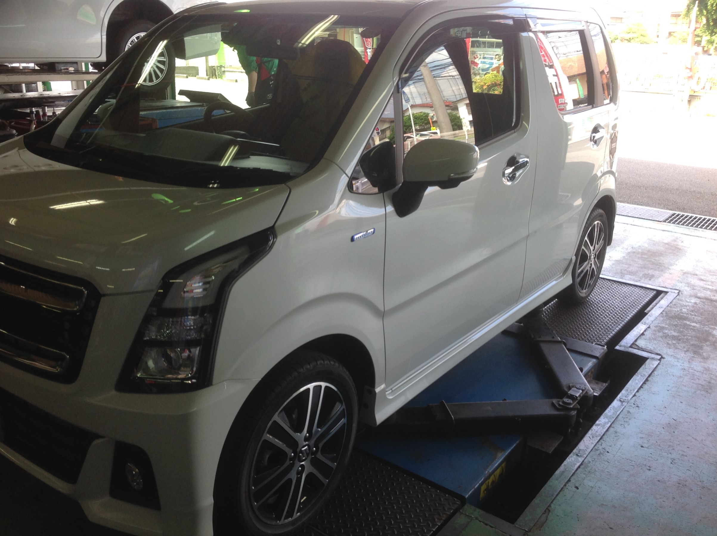 ガネーシャー　ワゴンR スティングレー　MH55S ワゴンR ドアハンドルイルミネーション「スズキ純正用品」ワゴン