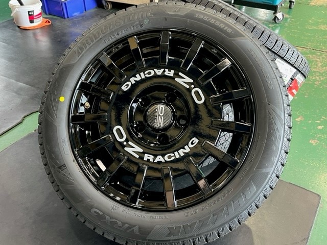 格安新品  『 ☆ 新品冬タイヤホイールセット・OZ 作業 MINI 』BMW Racing タイヤ・ホイール
