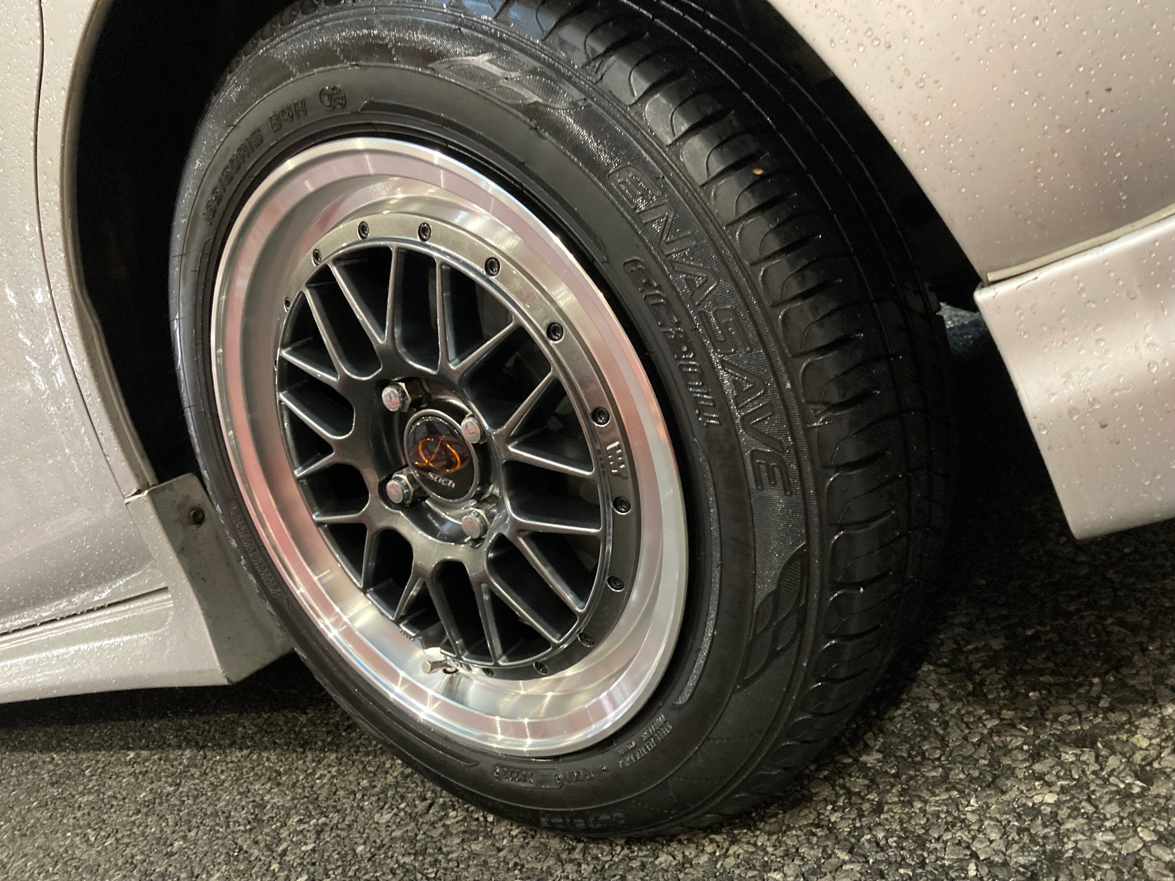 トヨタ・シエンタ・80系】ネオクラシックが新しい！新作ホイール