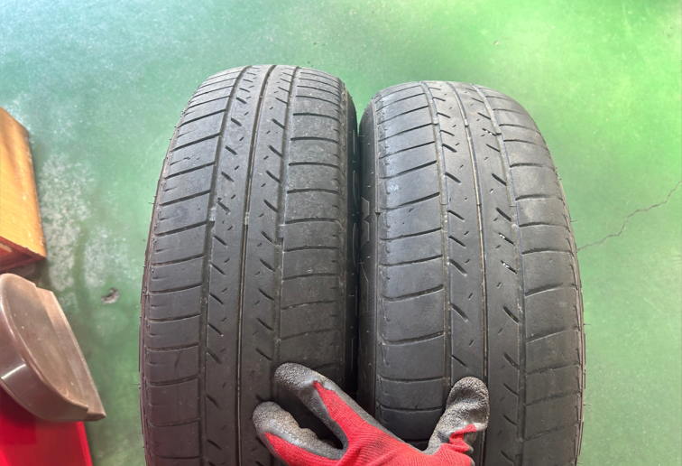 日産マーチにブリヂストン製NEWNOお取り付け 165/70R14 | 店舗お