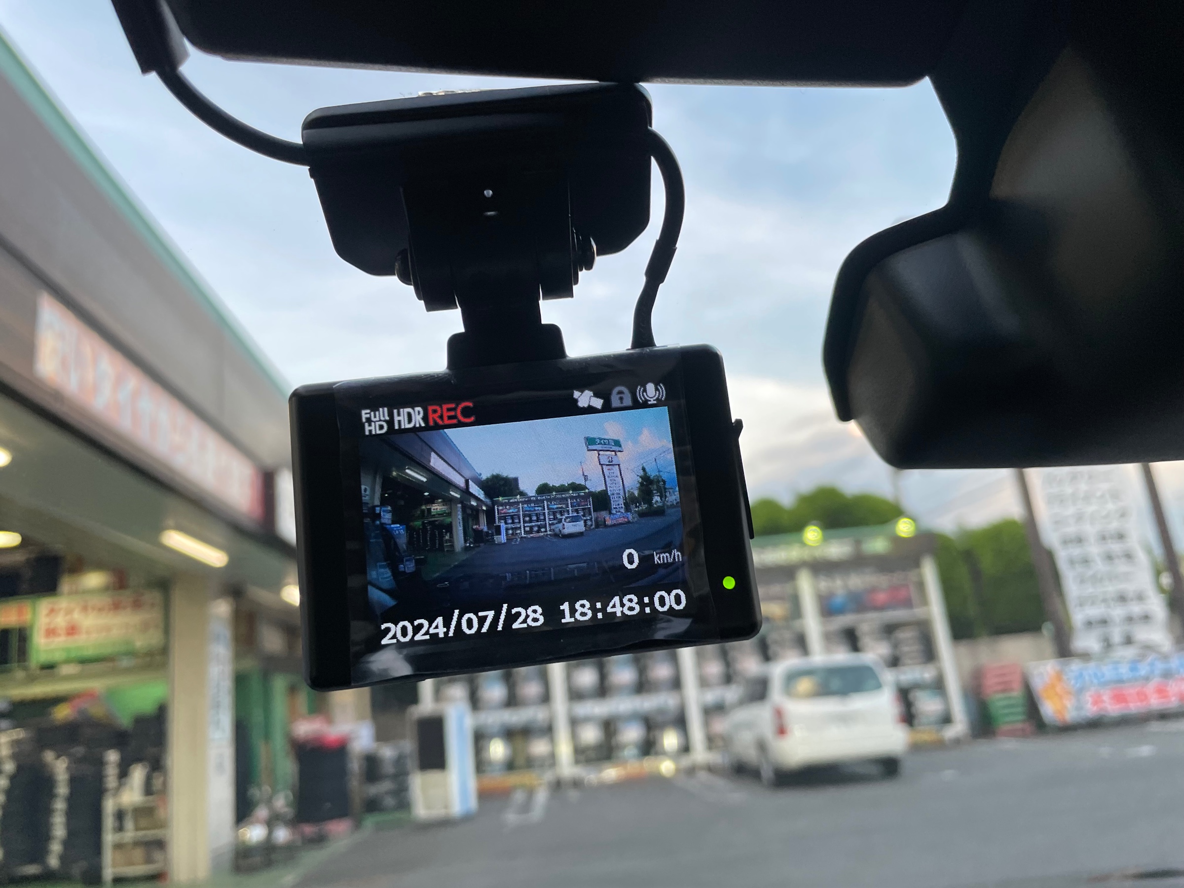 アクア コムテックZDR048 ミラー型ドライブレコーダー取付 アクア コムテックZDR048 ミラー型ドライブレコーダー取付