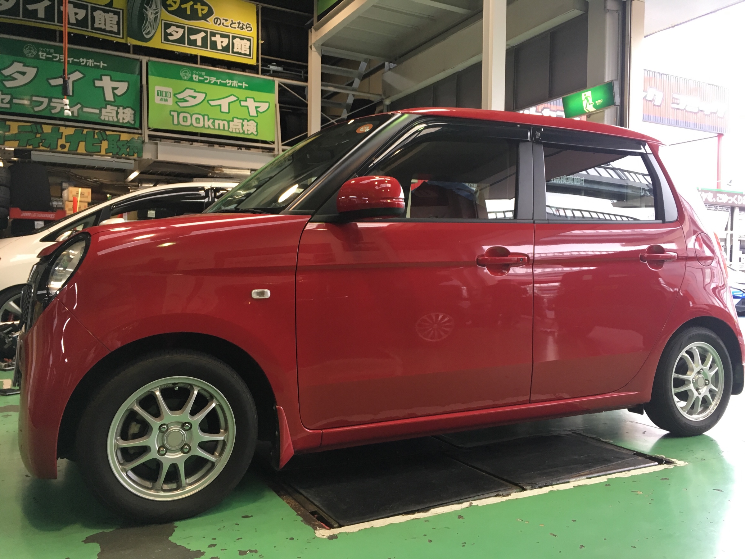 ホンダ N Oneホイール取付け 取り付け 施工事例集 タイヤ館 福岡西 タイヤからはじまる トータルカーメンテナンス タイヤ館グループ