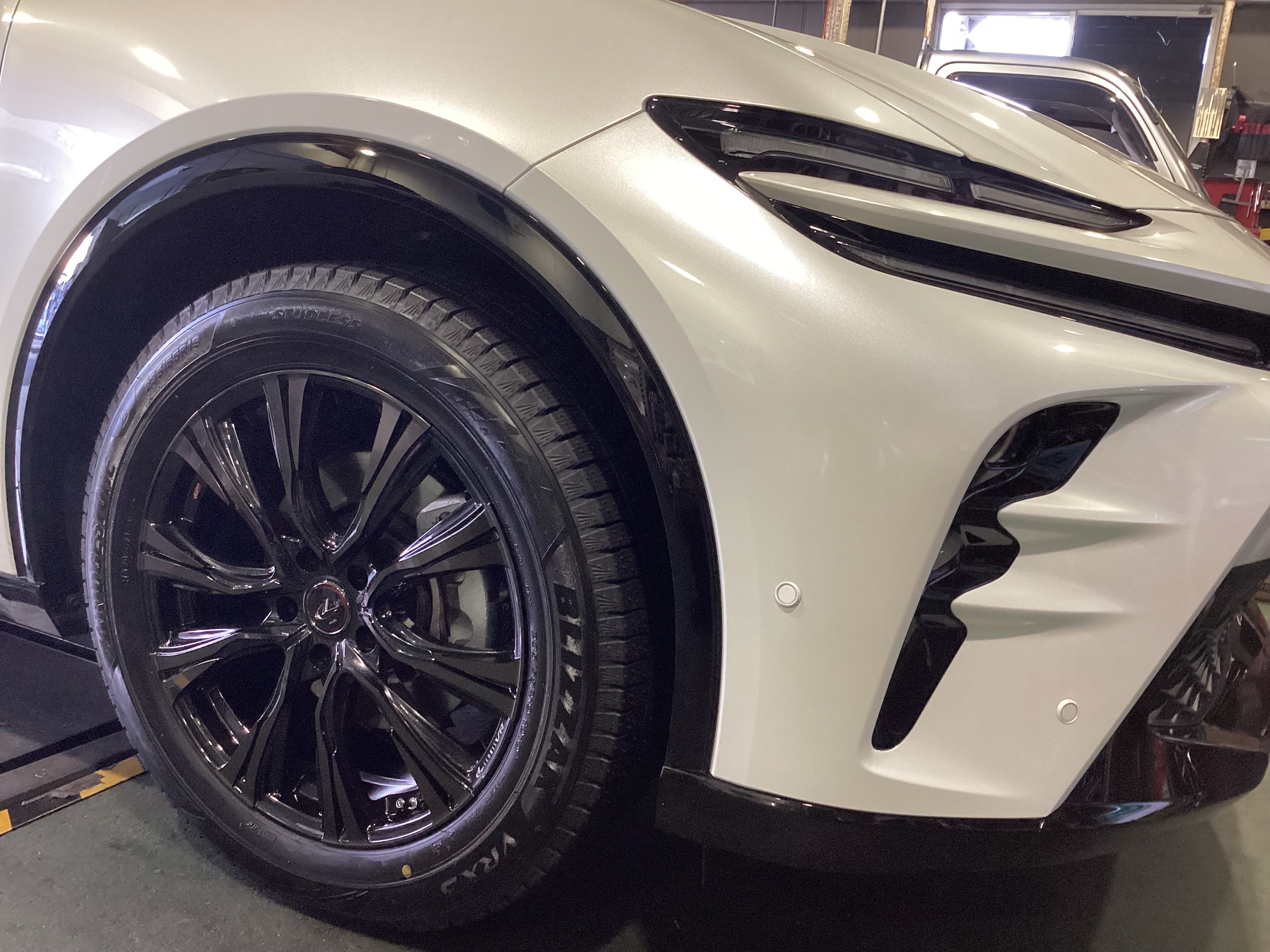 スタッドレス245/70R16グッドイヤー,ビックホーン、ウィザード等4WD 245/70R16」の人気商品一覧 | 安い商品を通販サイトから探す - 価格.com