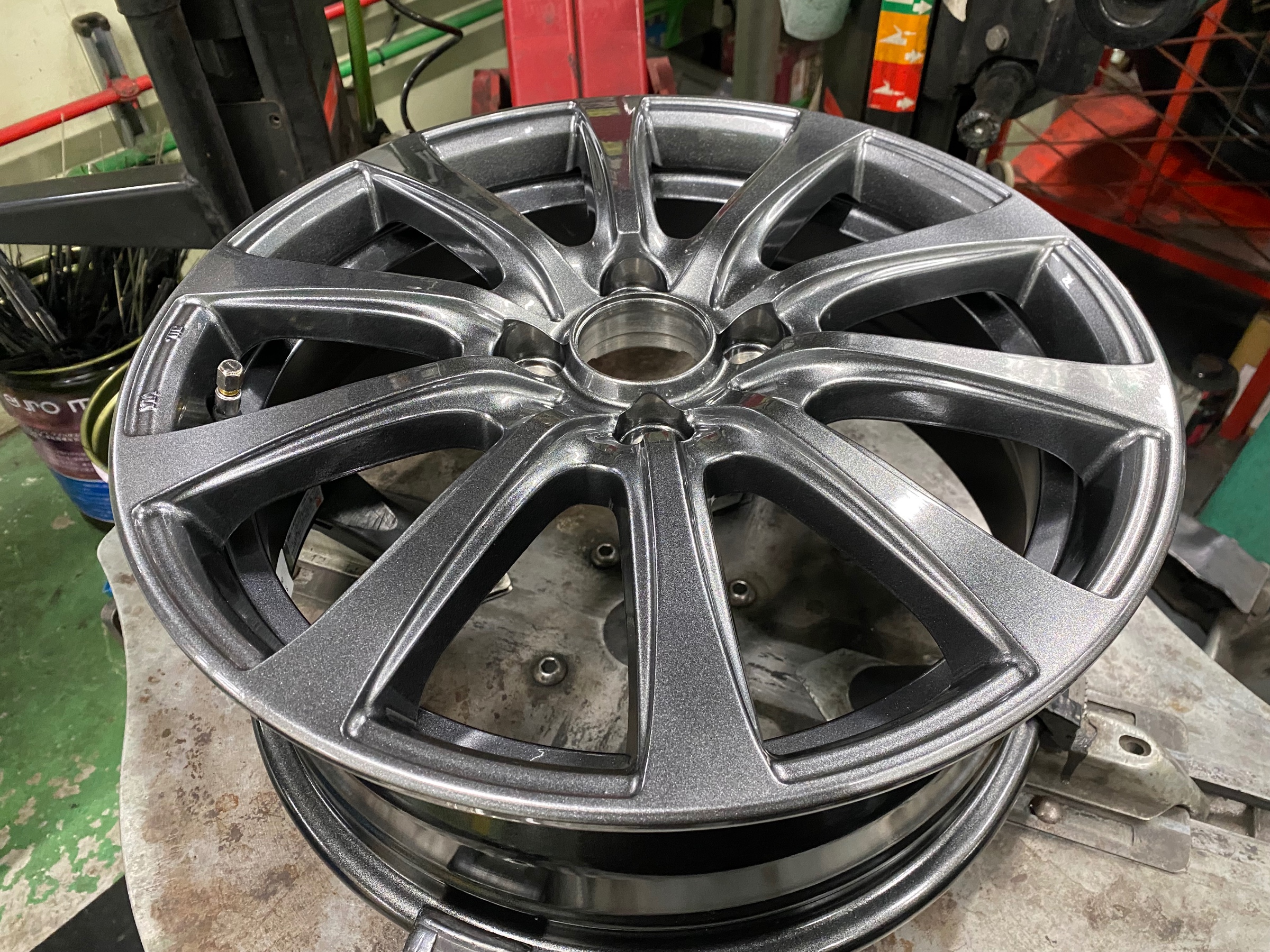 NISSAN E13型 ノート おすすめタイヤ＆ホイール〜ブリヂストン