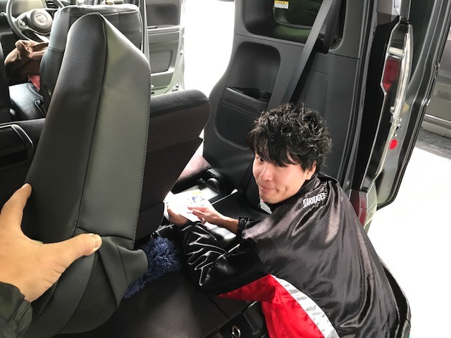 新型nーbox シートカバー取付 サービス事例 タイヤ館 鹿屋 タイヤからはじまる トータルカーメンテナンス タイヤ館グループ
