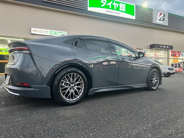 プリウスにホイールセット装着!! | 店舗おススメ情報 | タイヤ プリウスにホイールセット装着!! | 店舗おススメ情報 | タイヤ